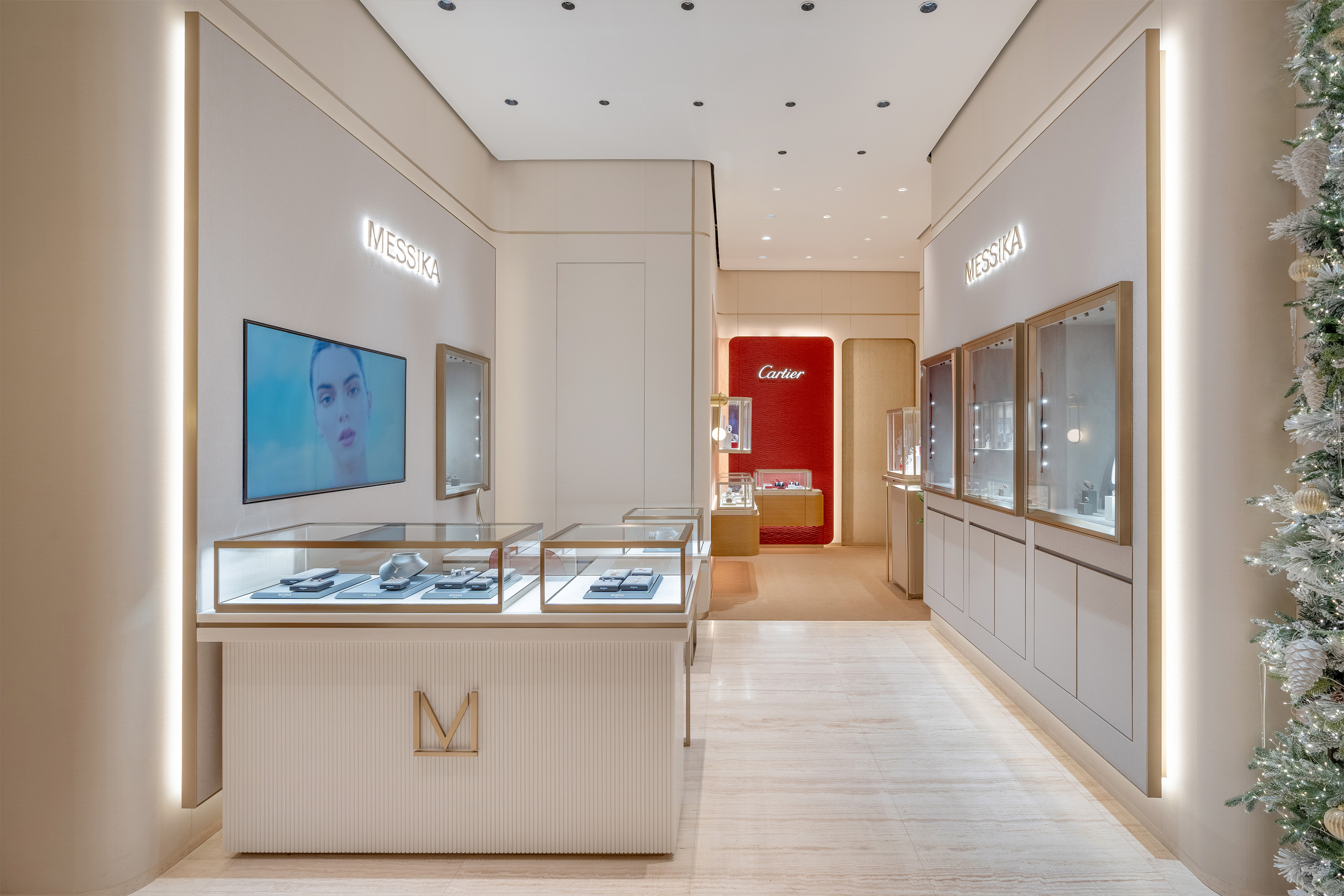 Cartier болон Messika брэнд албан ёсоор Монголд (фото 32)