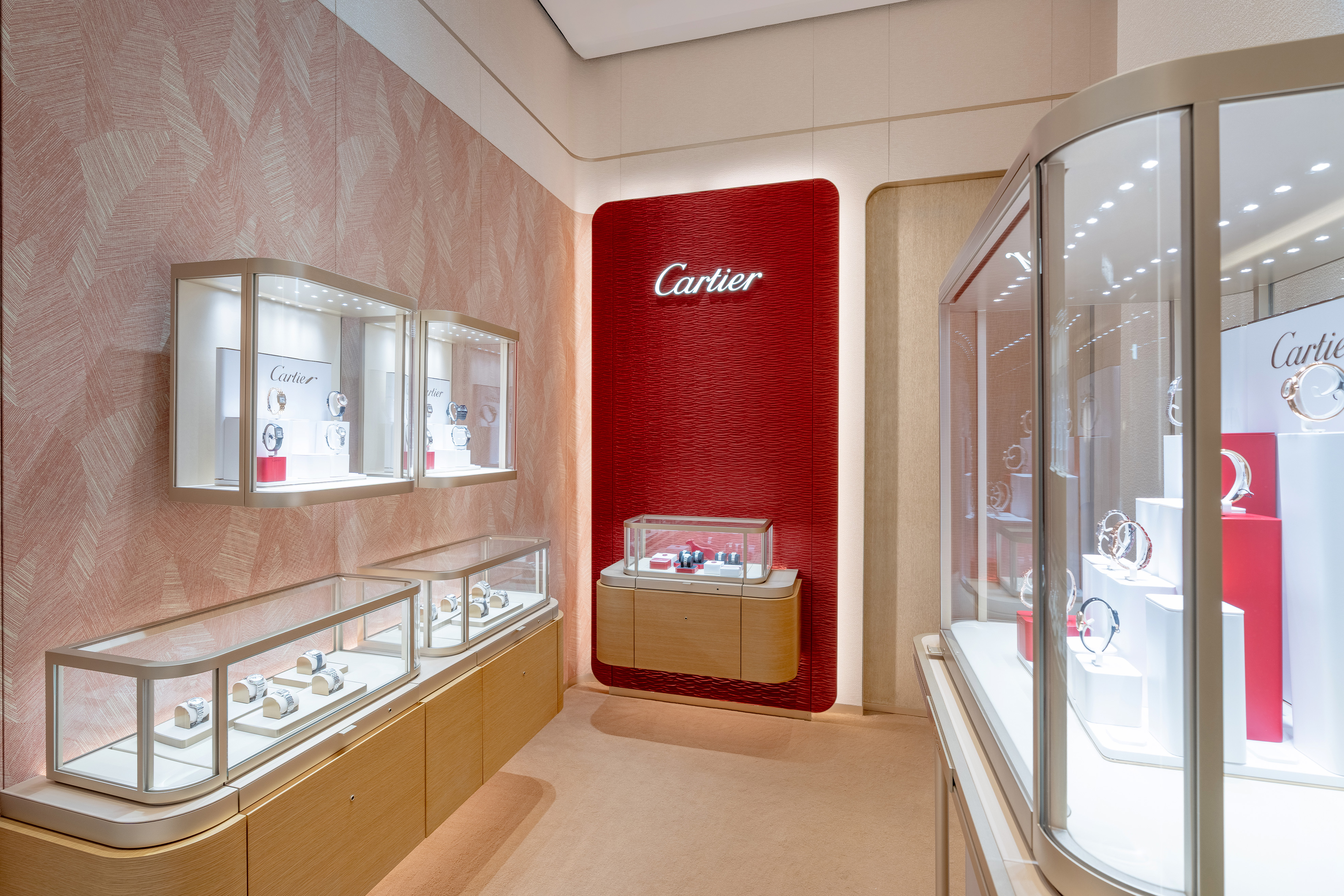 Cartier болон Messika брэнд албан ёсоор Монголд (фото 11)