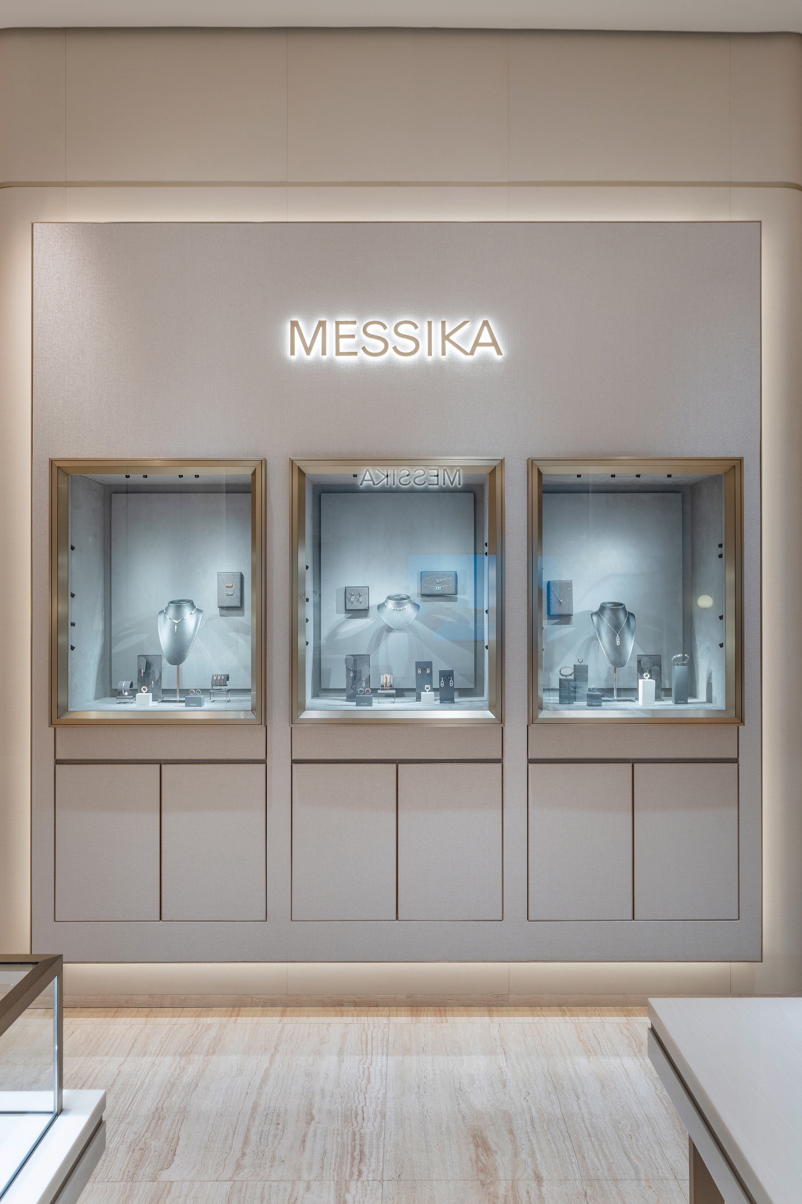 Cartier болон Messika брэнд албан ёсоор Монголд (фото 34)