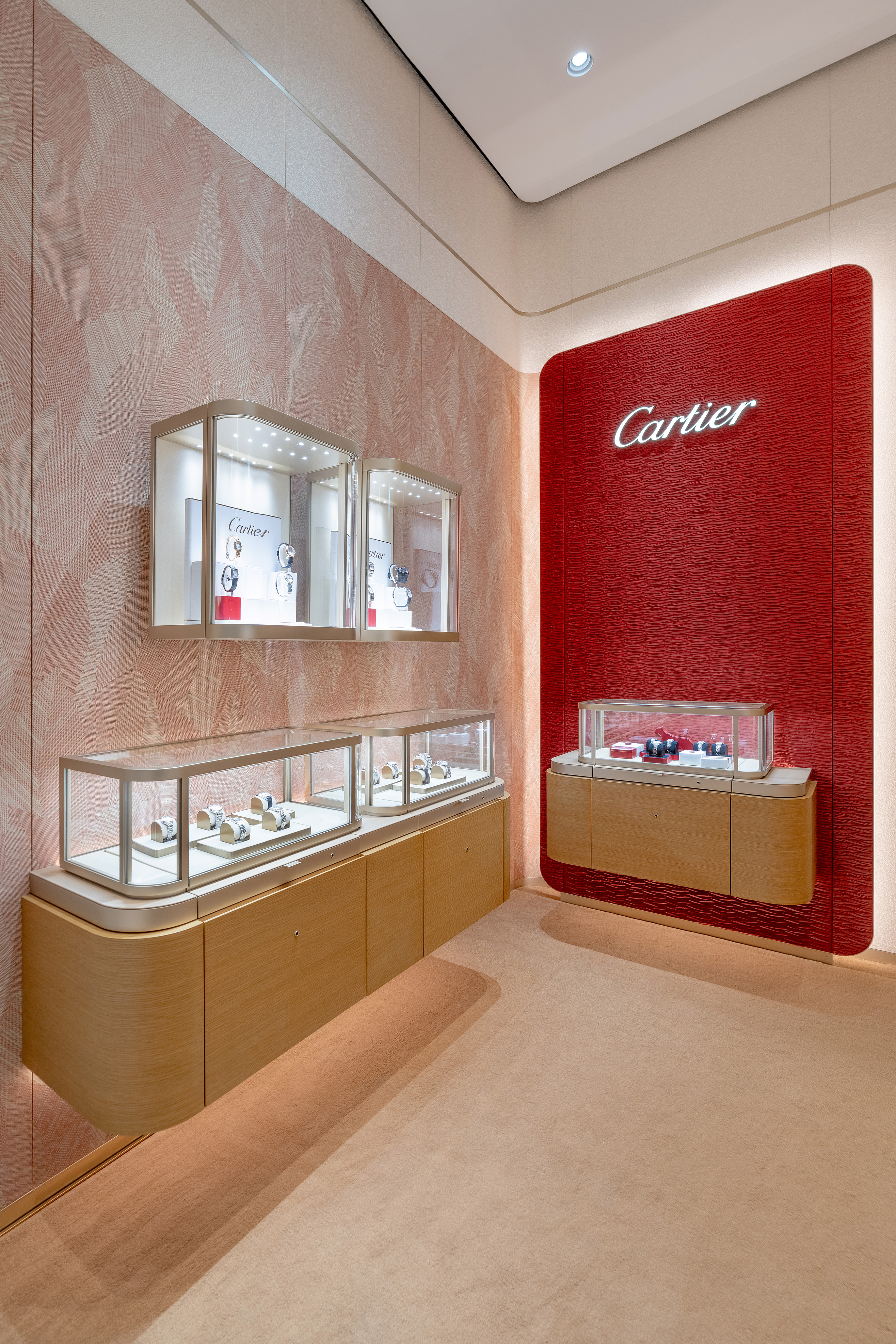 Cartier болон Messika брэнд албан ёсоор Монголд (фото 13)