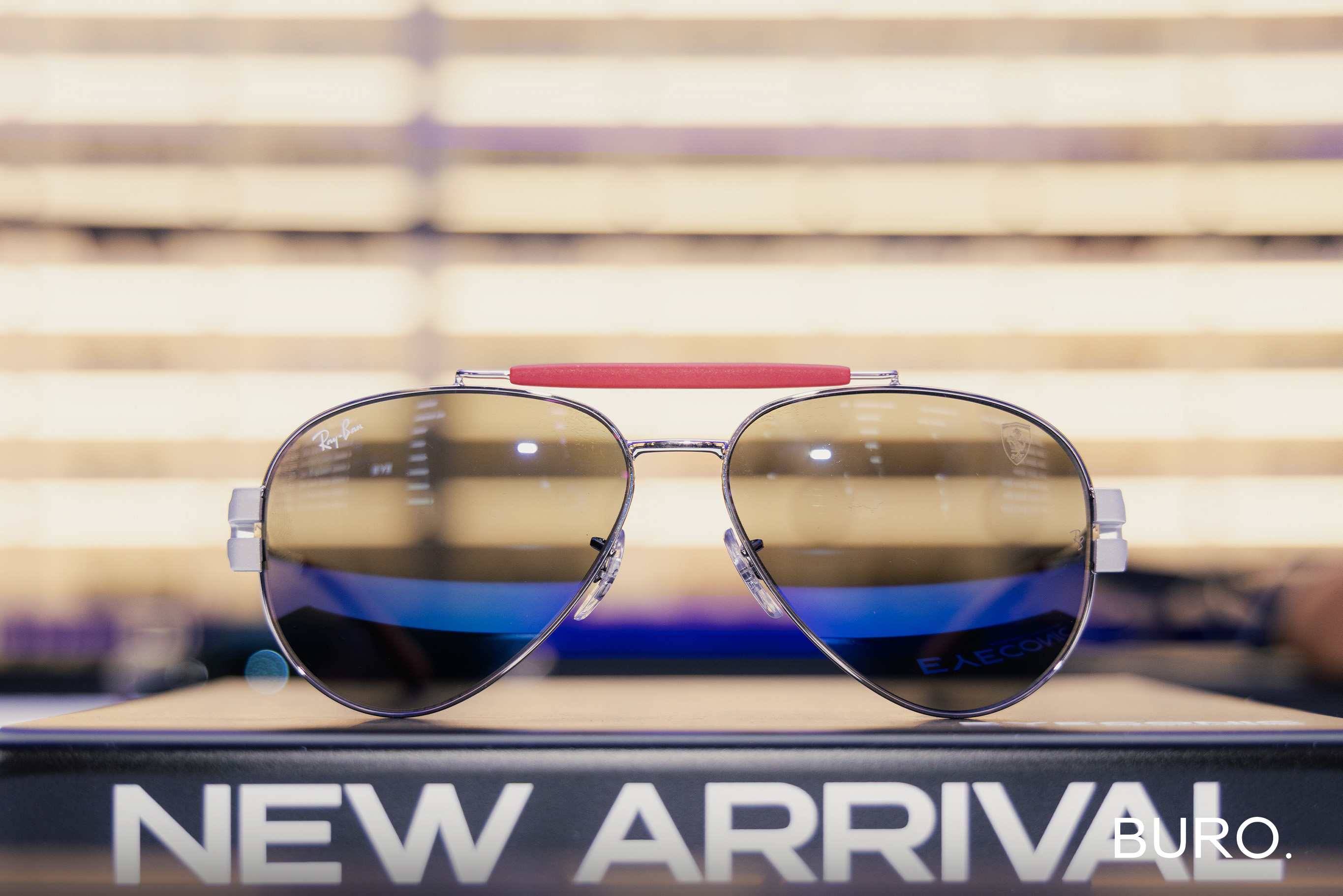 Oakley, Ray-Ban, Versace, Vogue Eyewear зэрэг нарны шилний брэндүүд Монголд (фото 15)