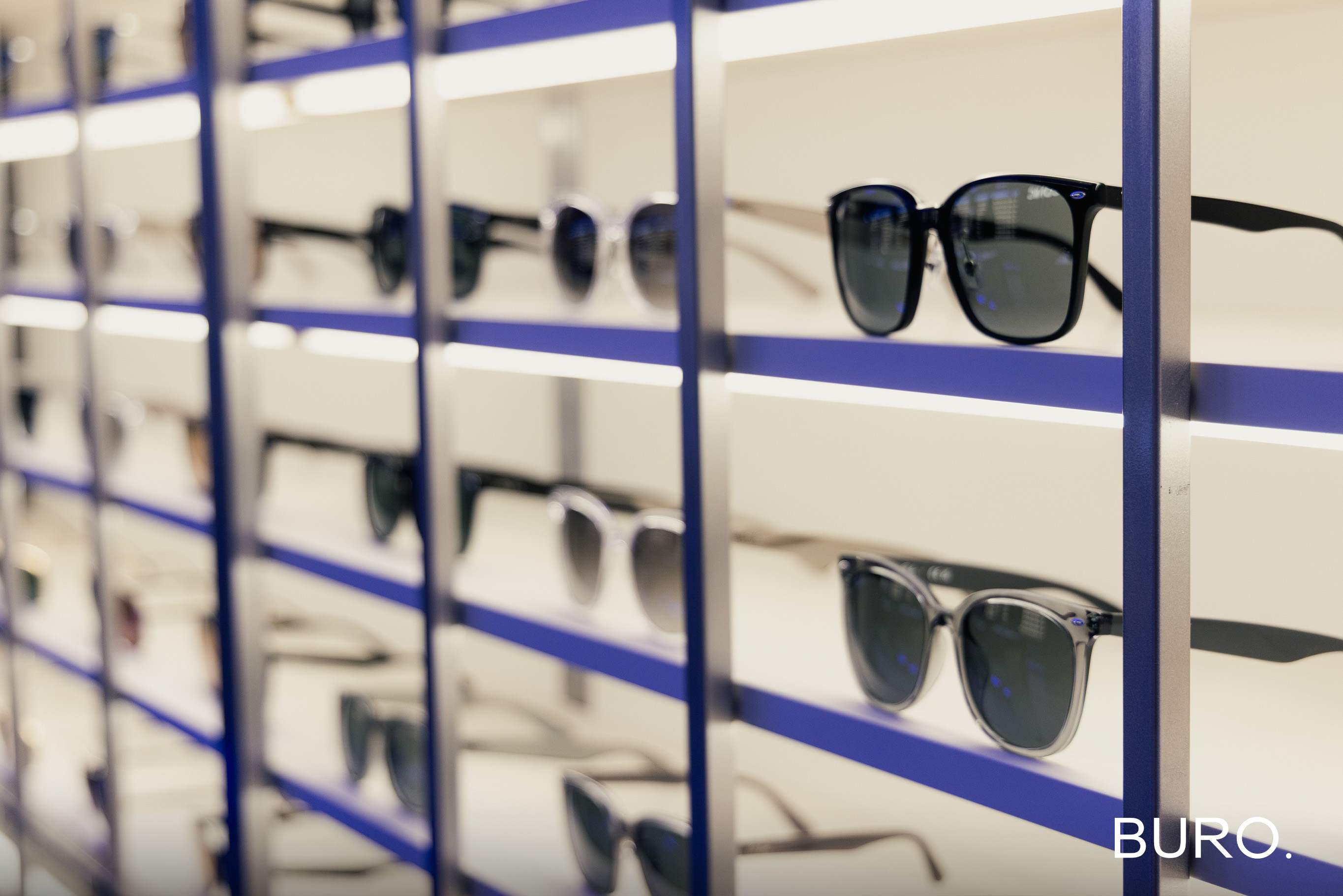 Oakley, Ray-Ban, Versace, Vogue Eyewear зэрэг нарны шилний брэндүүд Монголд (фото 17)