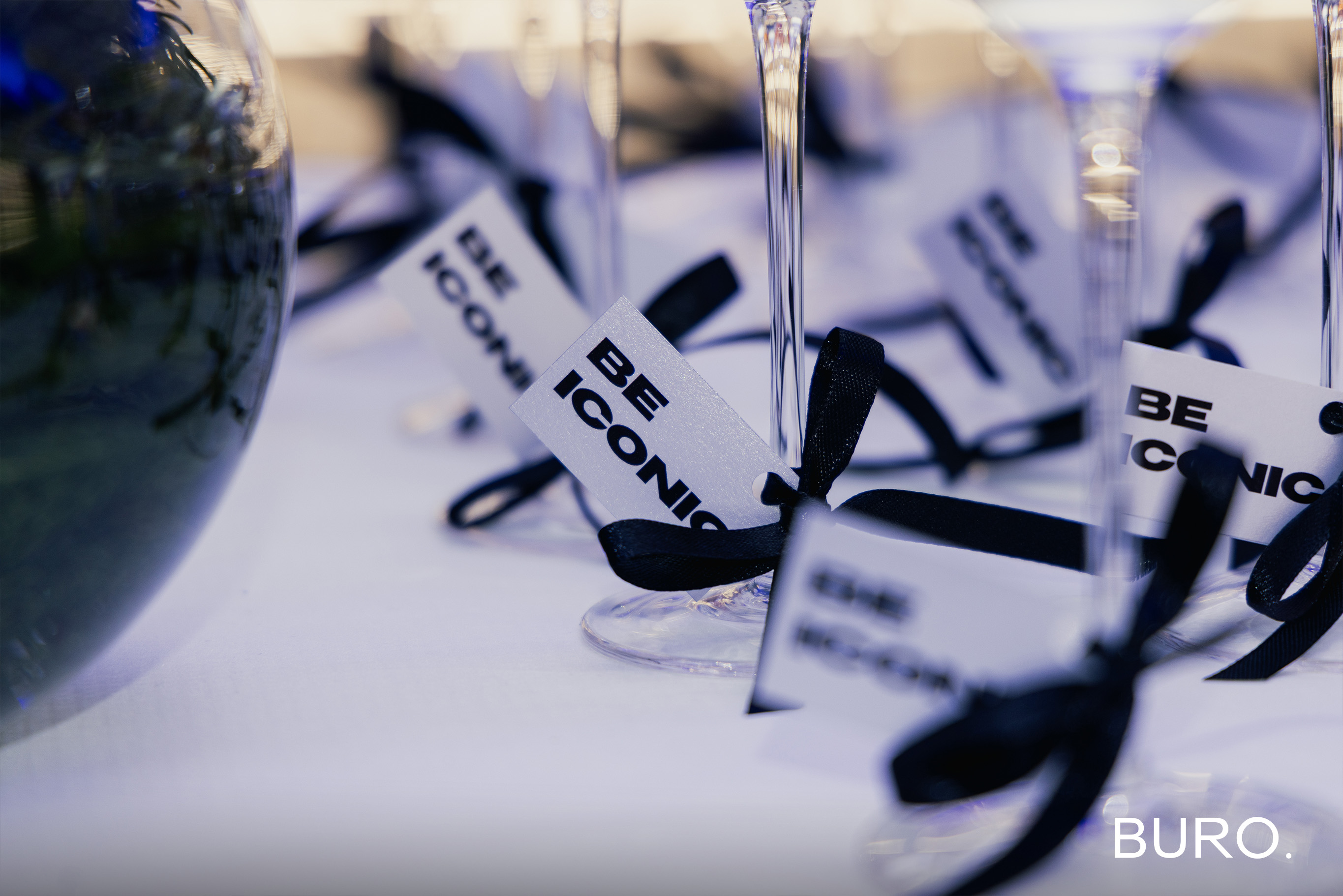 Oakley, Ray-Ban, Versace, Vogue Eyewear зэрэг нарны шилний брэндүүд Монголд (фото 4)