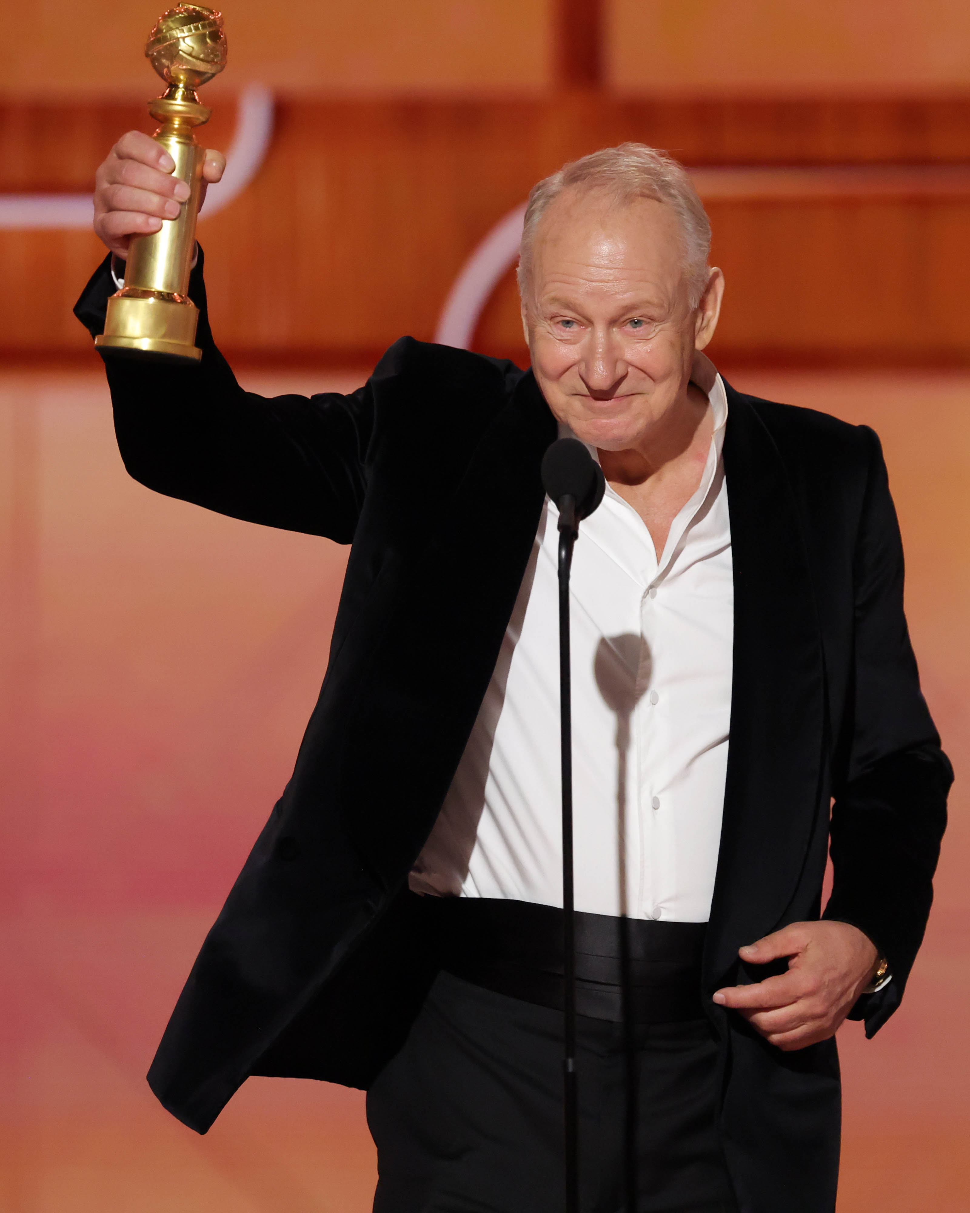 Алтан Бөмбөрцөг 2026: Adolescence, One Battle After Another, Hamnet ялалт байгууллаа (фото 11)