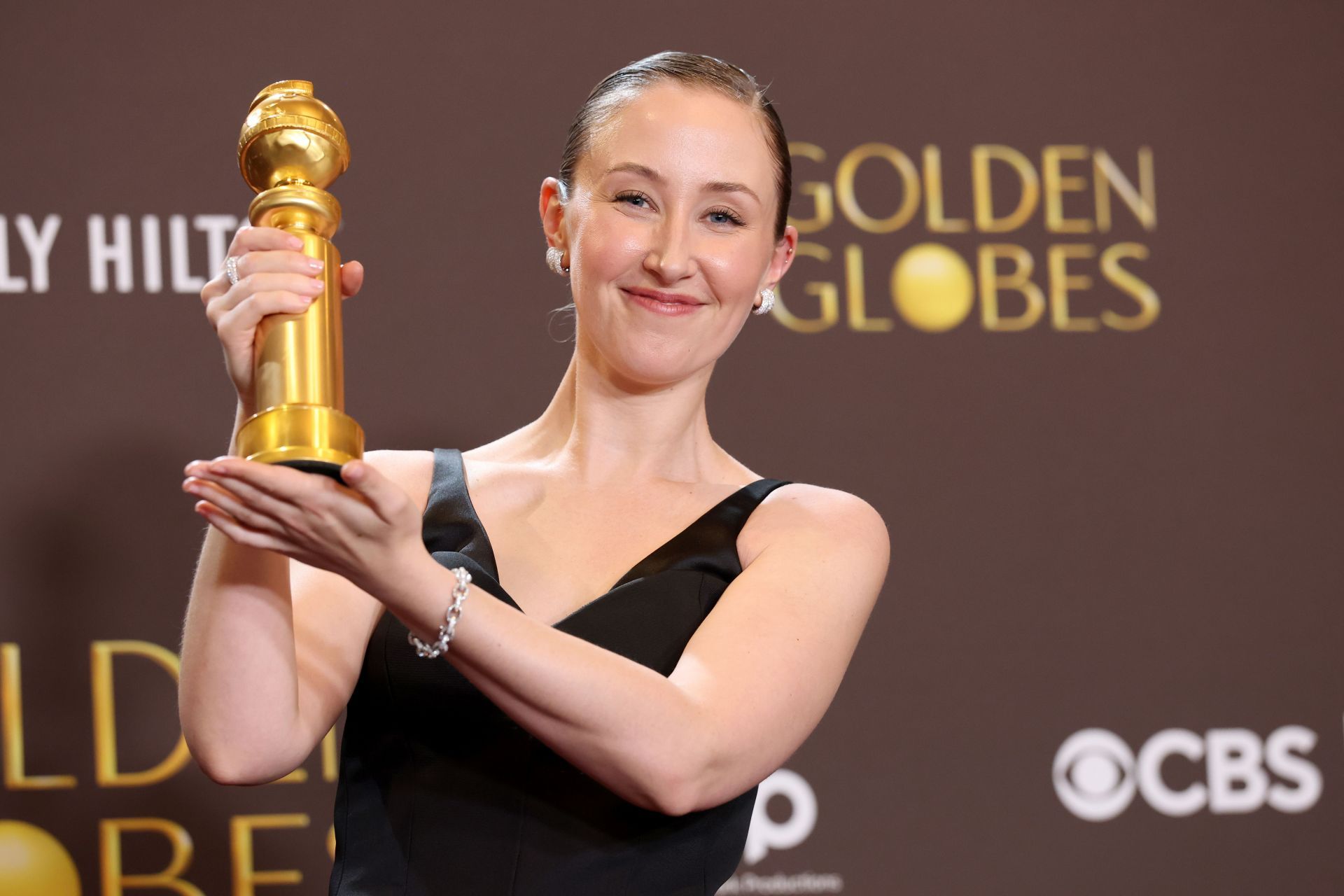 Алтан Бөмбөрцөг 2026: Adolescence, One Battle After Another, Hamnet ялалт байгууллаа (фото 22)