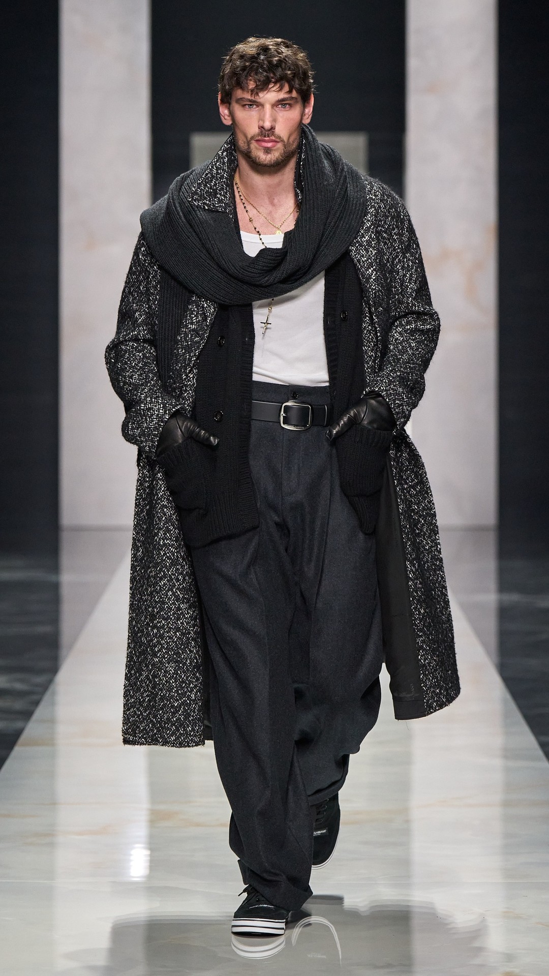 Миланы ирэх өвлийн эрэгтэй загварын долоо хоногийн тойм (фото 18)