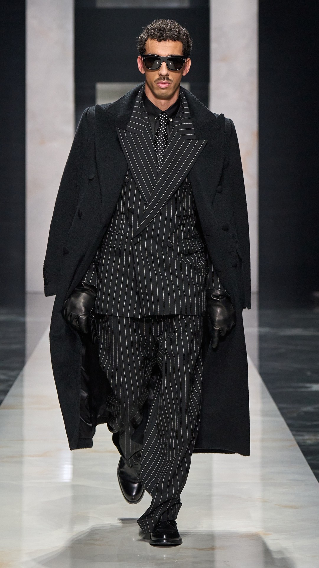 Миланы ирэх өвлийн эрэгтэй загварын долоо хоногийн тойм (фото 24)