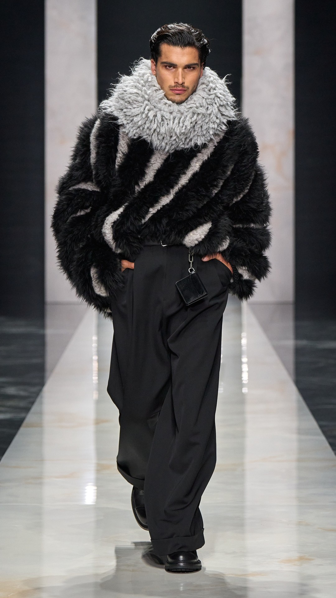 Миланы ирэх өвлийн эрэгтэй загварын долоо хоногийн тойм (фото 25)