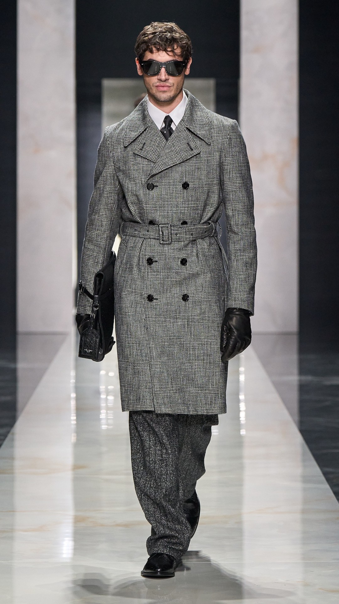 Миланы ирэх өвлийн эрэгтэй загварын долоо хоногийн тойм (фото 30)