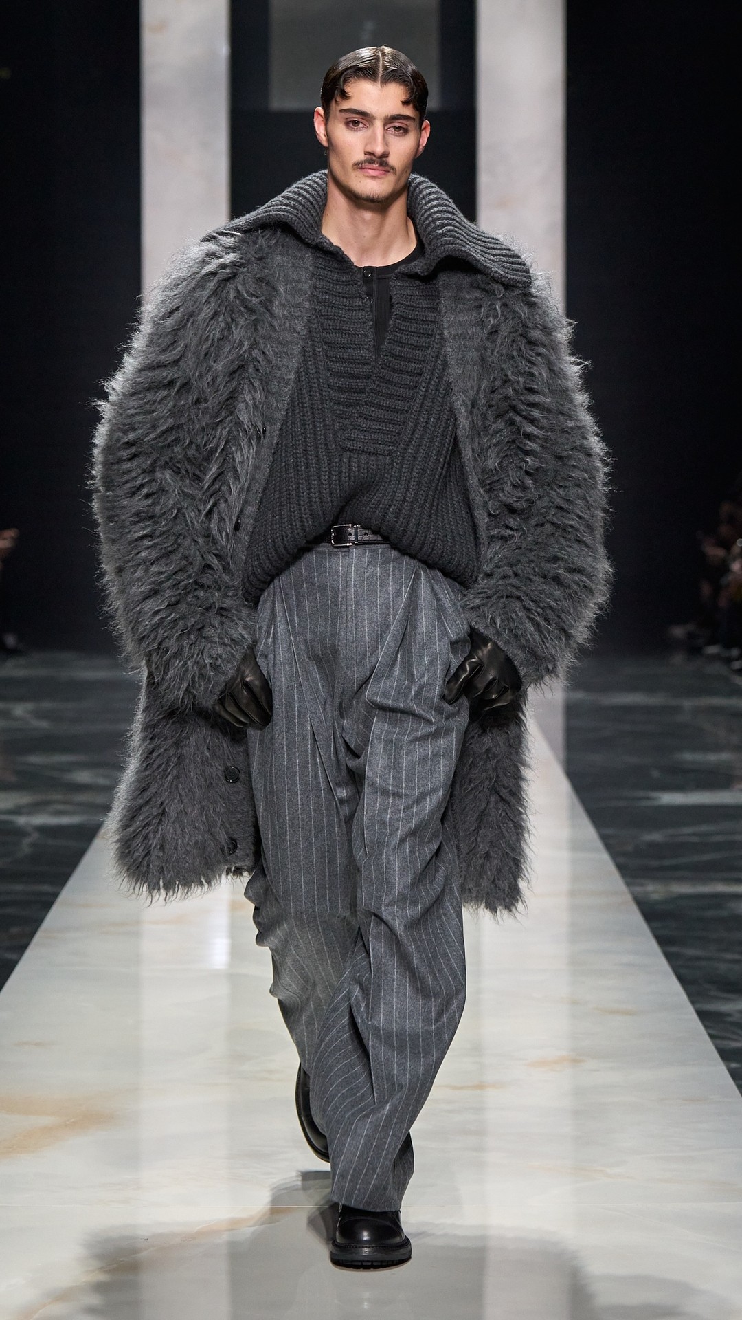 Миланы ирэх өвлийн эрэгтэй загварын долоо хоногийн тойм (фото 35)