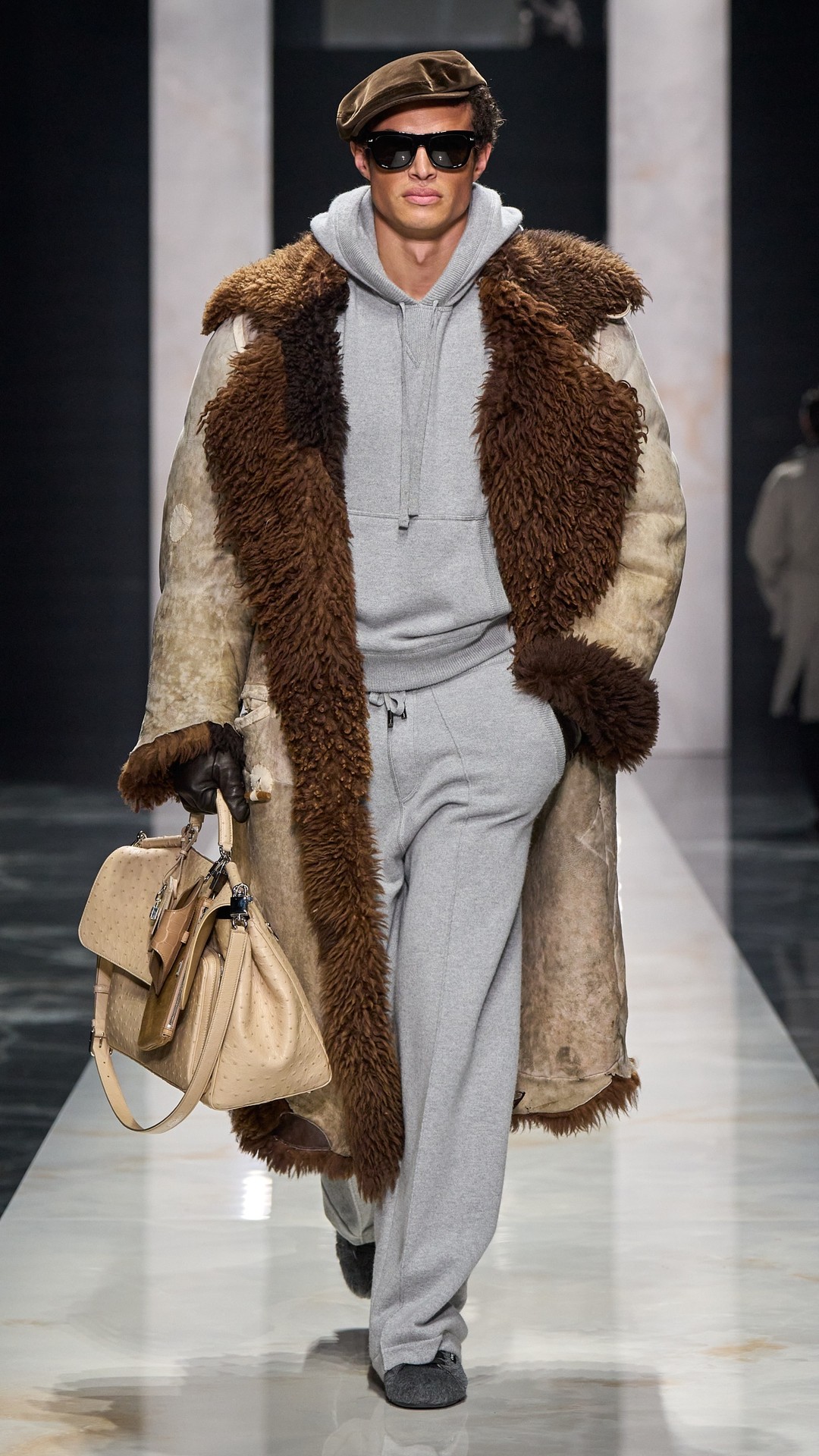 Миланы ирэх өвлийн эрэгтэй загварын долоо хоногийн тойм (фото 60)