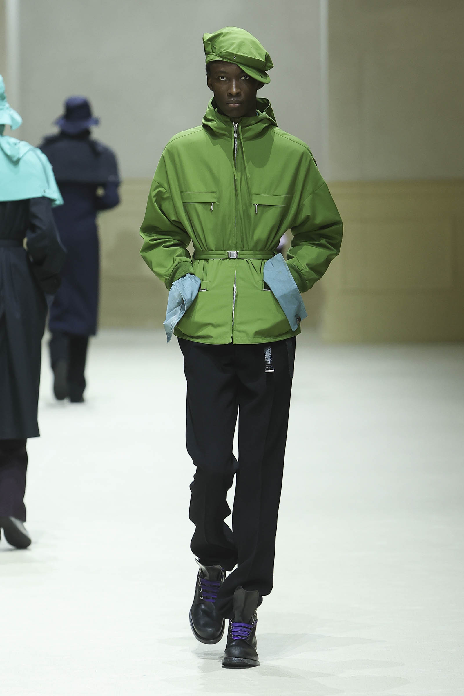 Миланы ирэх өвлийн эрэгтэй загварын долоо хоногийн тойм (фото 118)