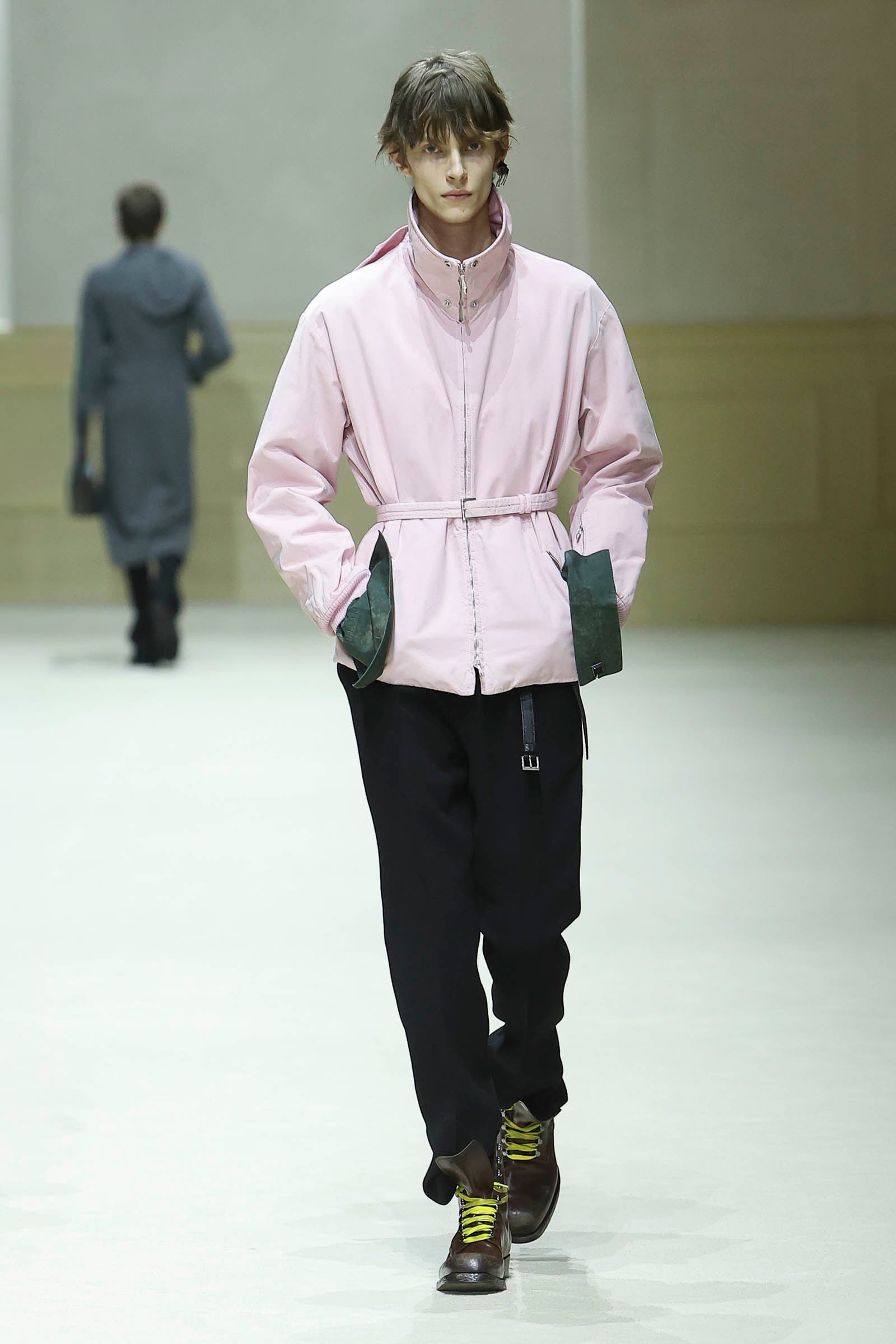 Миланы ирэх өвлийн эрэгтэй загварын долоо хоногийн тойм (фото 119)