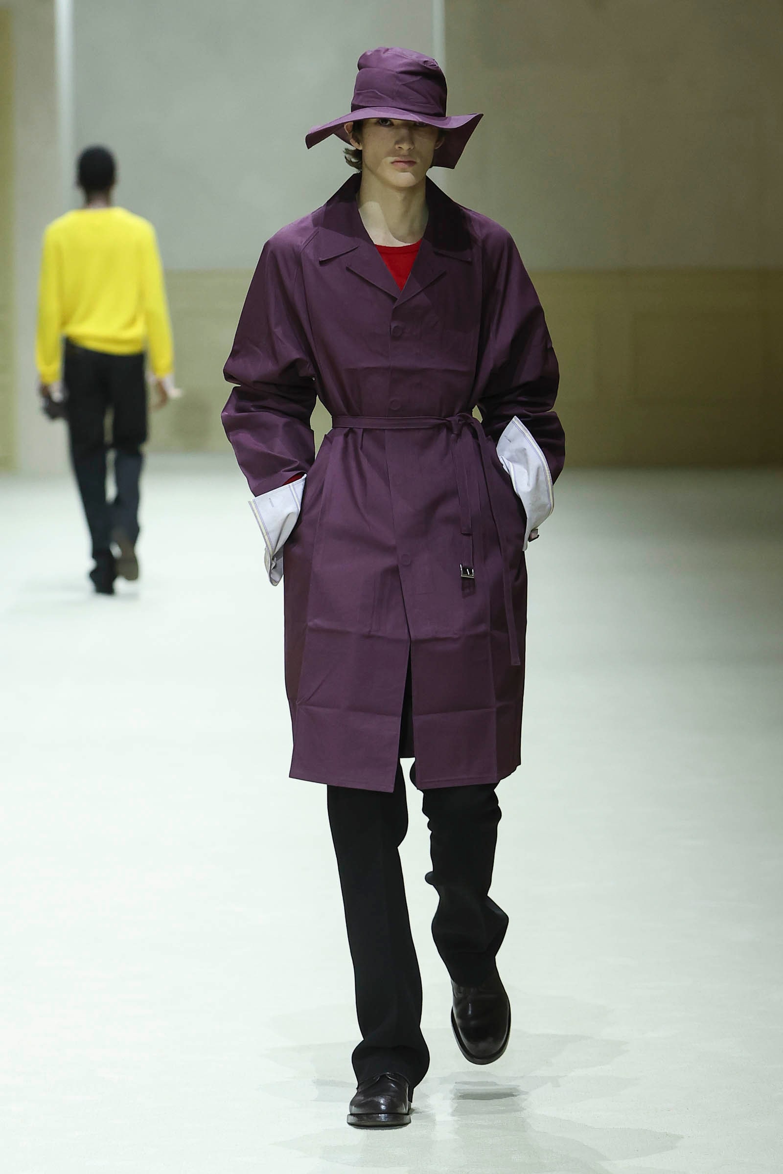 Миланы ирэх өвлийн эрэгтэй загварын долоо хоногийн тойм (фото 112)