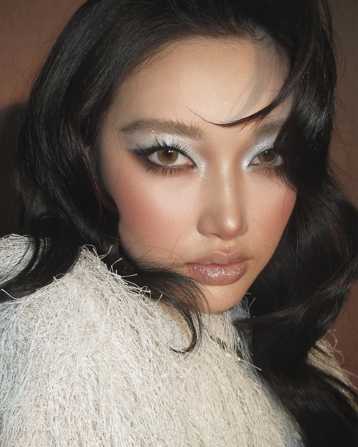 Frosted Makeup буюу мөсөн будалтын шинэ тренд (фото 13)