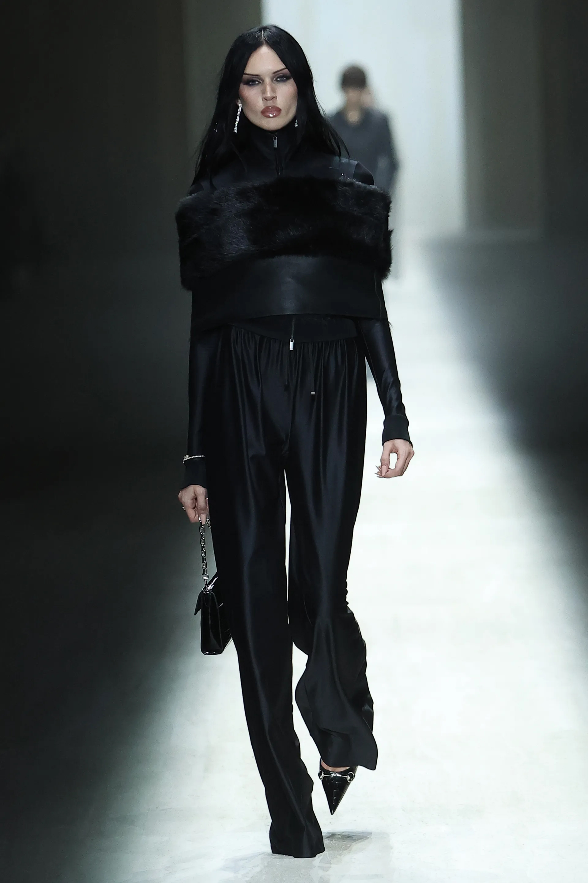 Ирэх намар-өвлийн загваруудтай танилцахуй (фото 9)