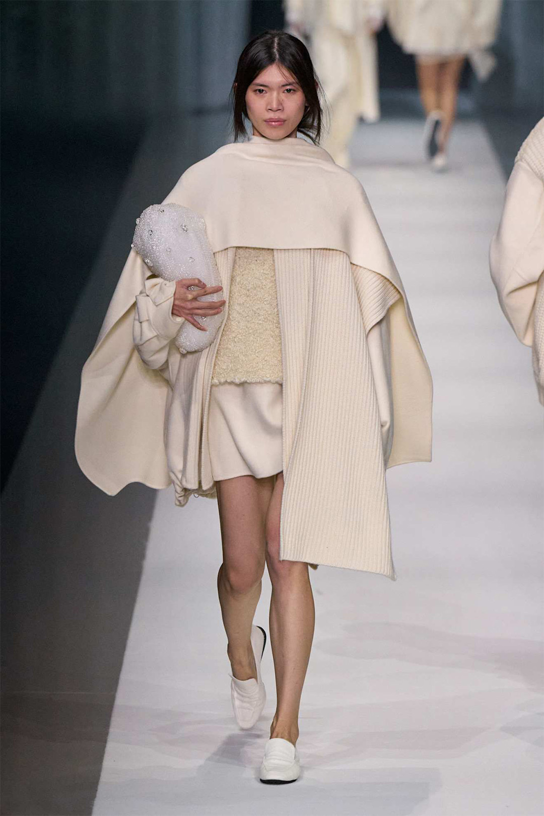 Ирэх намар-өвлийн загваруудтай танилцахуй (фото 37)