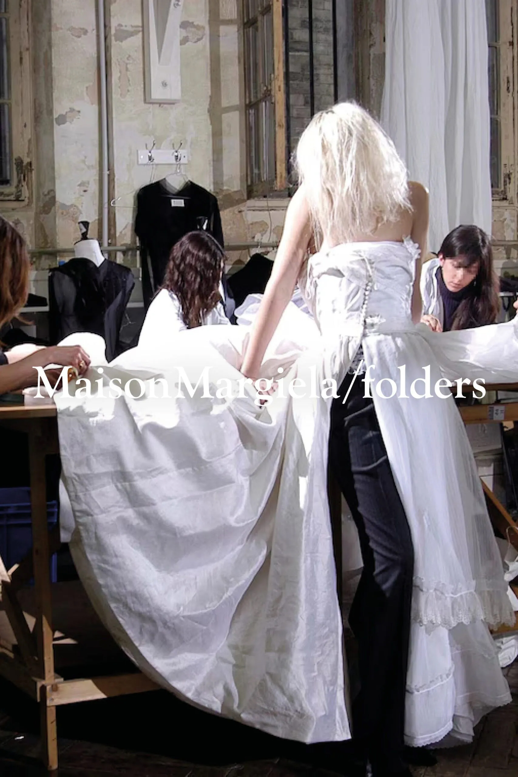 Maison Margiela брэнд үзэсгэлэнгийн товоо зарлалаа (фото 1)