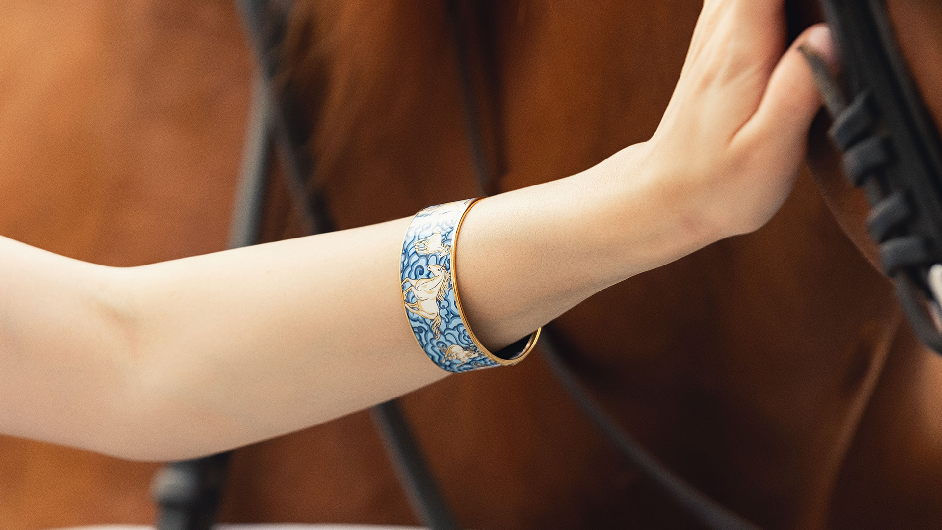 FREYWILLE Монгол уламжлал шингэсэн бүтээлүүдээ танилцууллаа (фото 2)