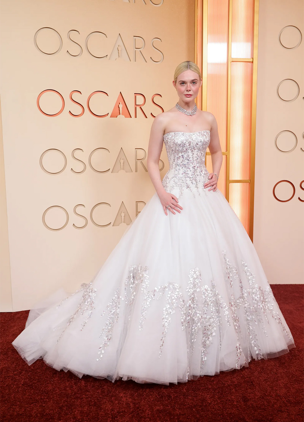 2026 Оскар: Улаан хивсний шилдэг төрхүүд (фото 3)