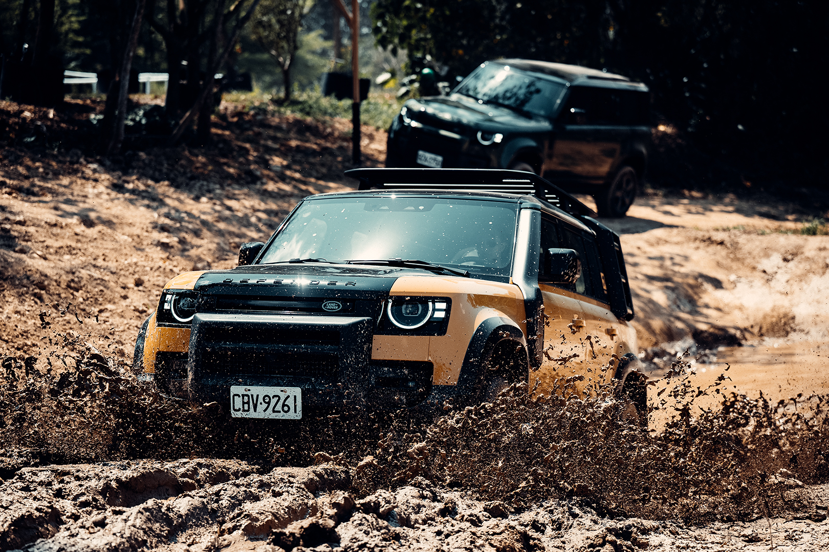 Jaguar Land Rover компанийн шинэчлэгдсэн DEFENDER загвар танилцуулагдлаа (фото 25)