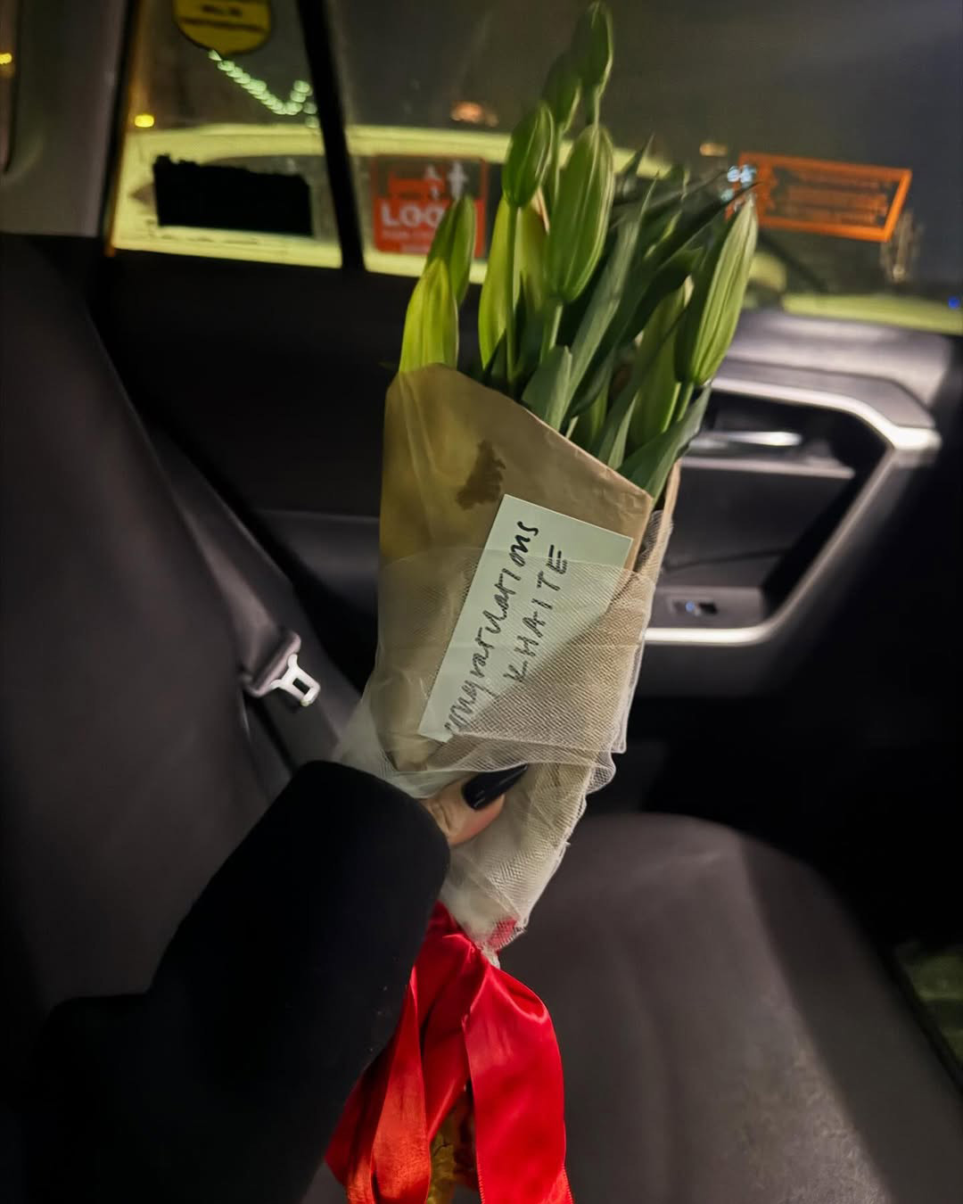 2026 оны загварын долоо хоног дээрх маникюрын шийдлүүд (фото 11)