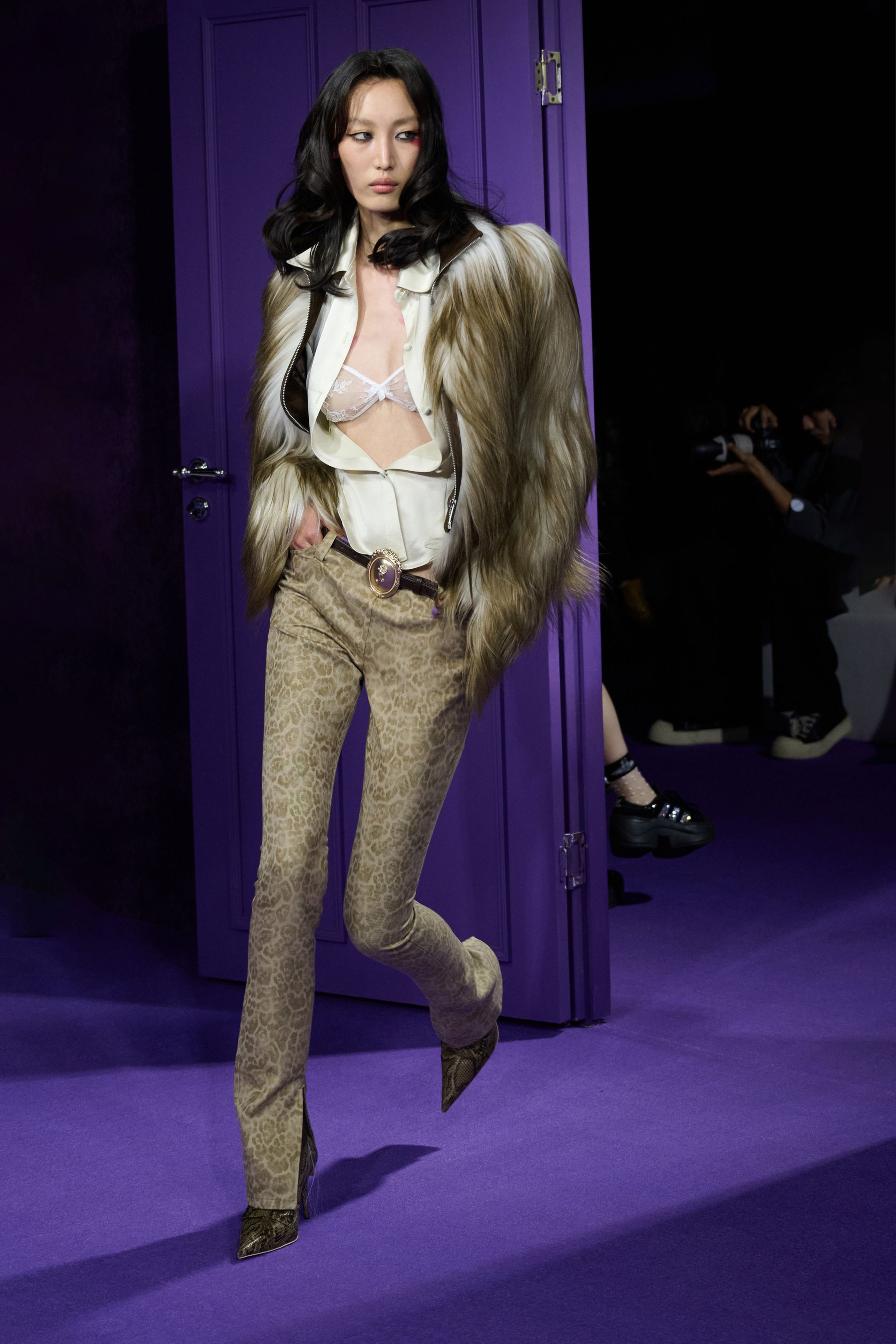 Шанхайн намар-өвлийн загварын долоо хоногийн онцлох трендүүд (фото 38)