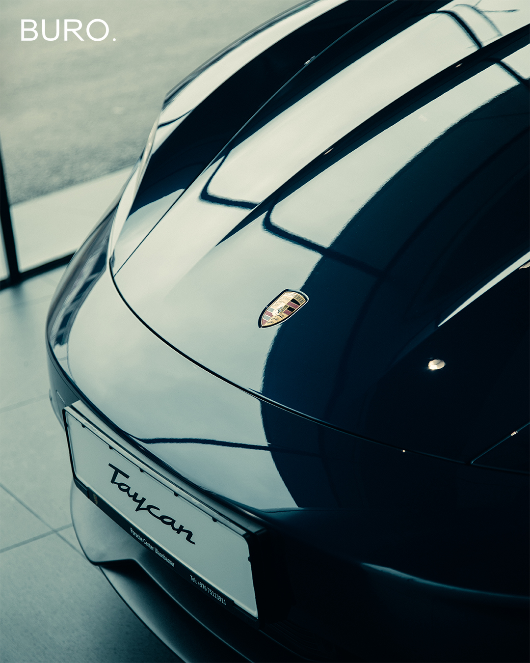 LINDT & SPRÜNGLI брэндийн монгол дахь албан ёсны нээлт Porsche Centre-д болж өндөрлөлөө (фото 16)