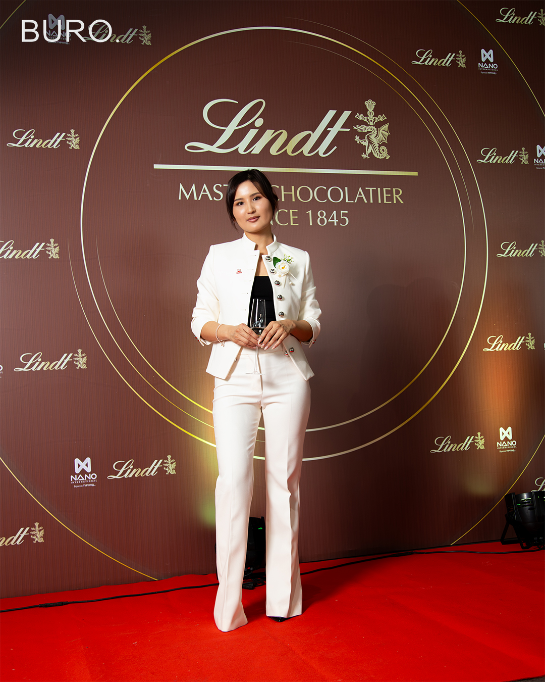 LINDT & SPRÜNGLI брэндийн монгол дахь албан ёсны нээлт Porsche Centre-д болж өндөрлөлөө (фото 34)