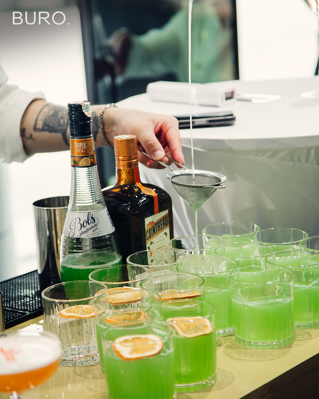 LINDT & SPRÜNGLI брэндийн монгол дахь албан ёсны нээлт Porsche Centre-д болж өндөрлөлөө (фото 9)