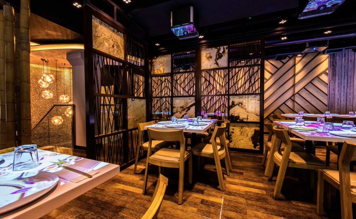 Та дараах ресторанаар үйлчлүүлэхдээ заавал тэдний дүрмийн дагуу хувцаслах шаардлагатай (фото 2)