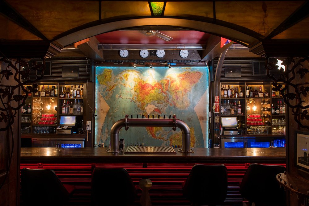 Та дараах ресторанаар үйлчлүүлэхдээ заавал тэдний дүрмийн дагуу хувцаслах шаардлагатай (фото 3)