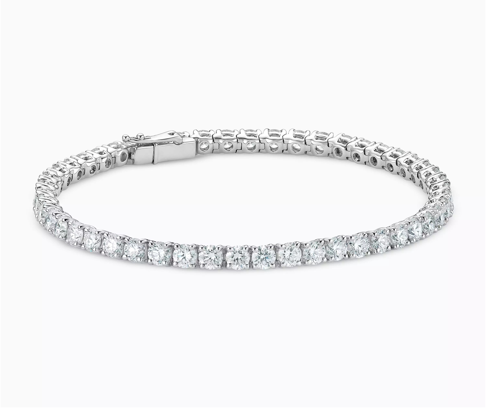 Ritz Diamonds үүд хаалгаа нээлээ (фото 9)