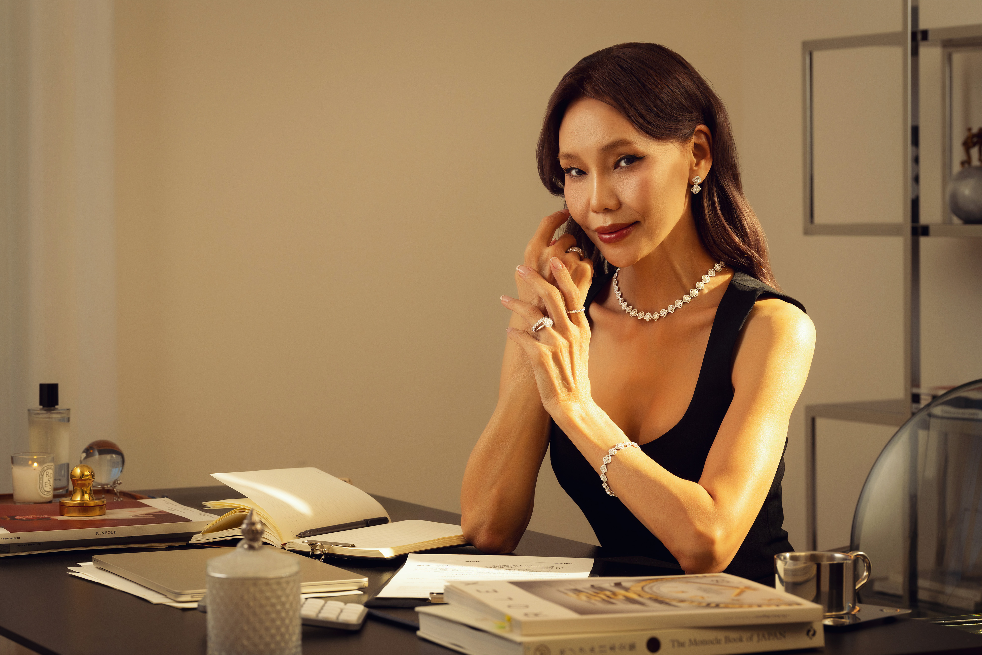 Ritz Diamonds үүд хаалгаа нээлээ (фото 4)