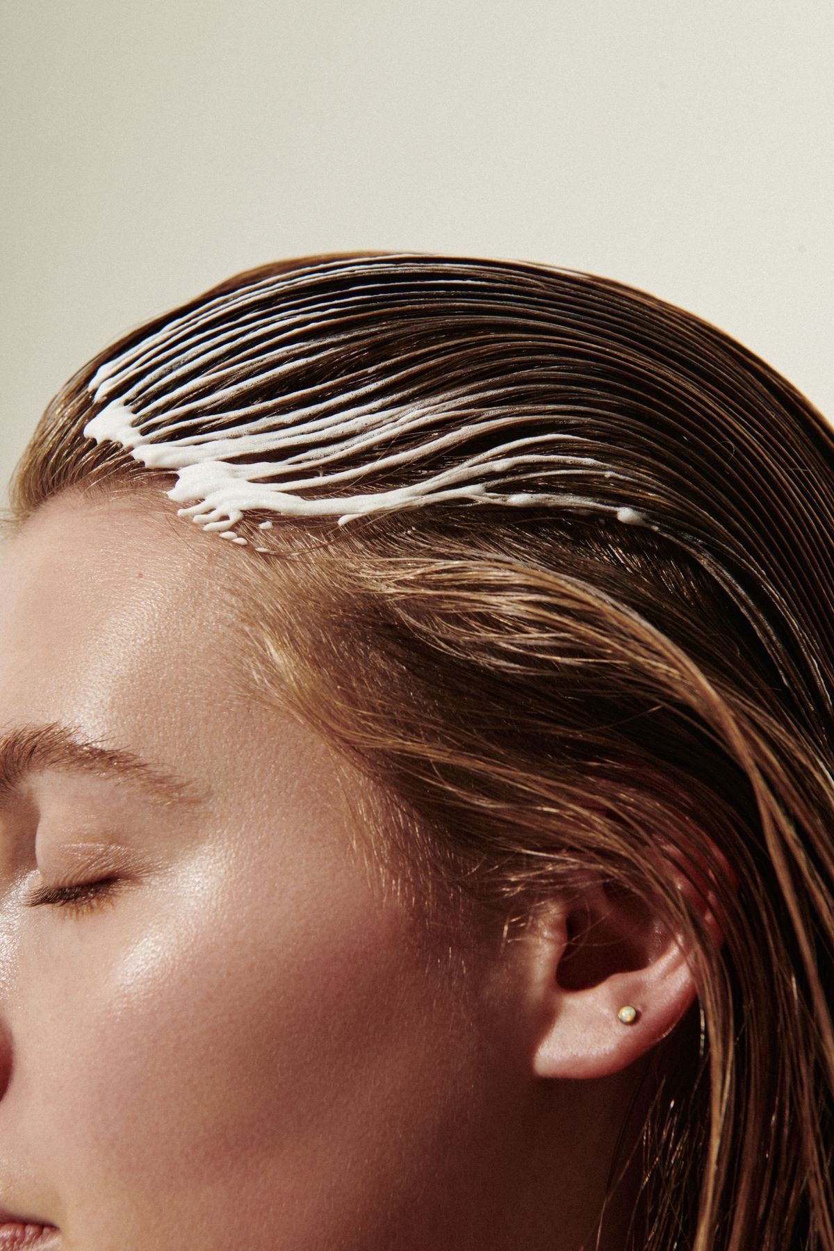 Хавар яагаад хуйхыг сэргээж, үсээ зөв арчлах хэрэгтэй вэ? (фото 1)