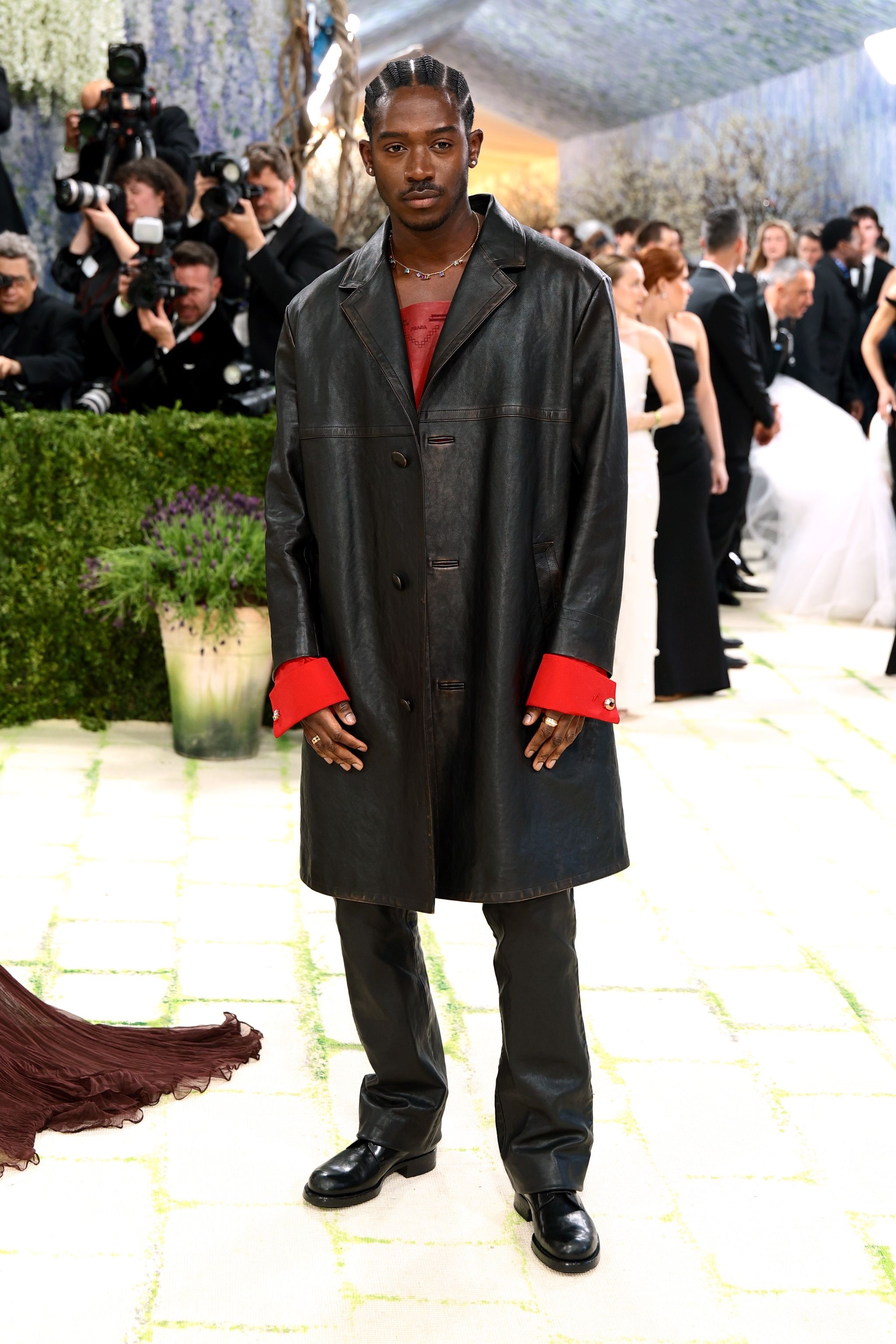 Met Gala 2026: Улаан хивсний шилдэг төрхүүд (фото 32)