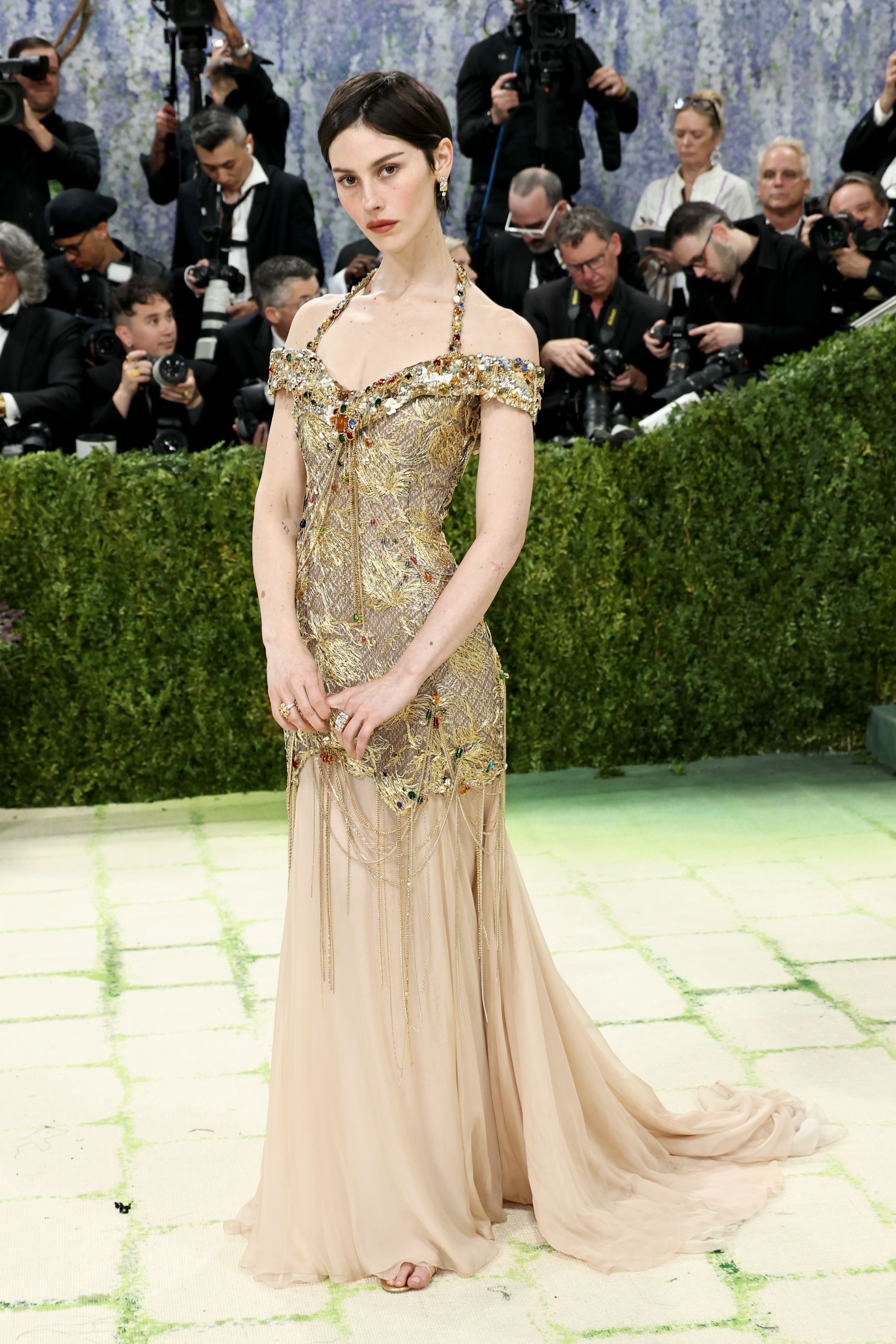 Met Gala 2026: Улаан хивсний шилдэг төрхүүд (фото 28)