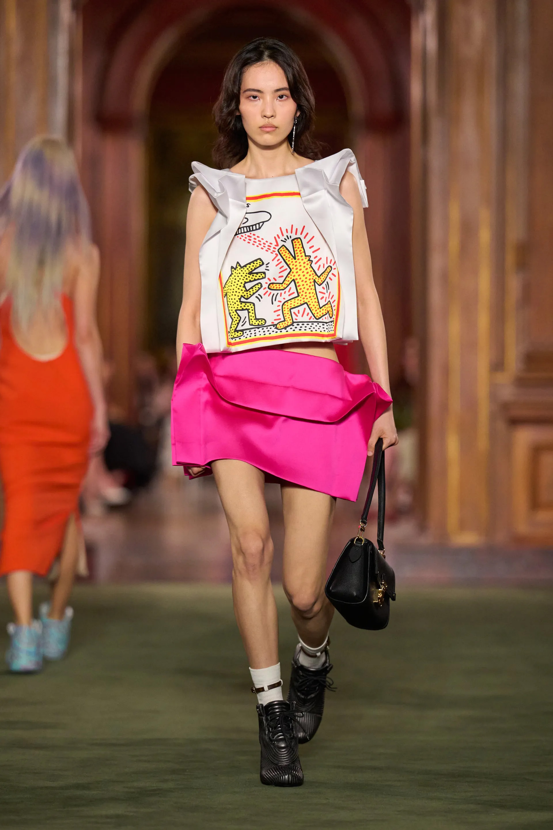 Chanel, Christian Dior, Gucci, Louis Vuitton зэрэг брэндүүд Resort загваруудаа танилцууллаа (фото 27)