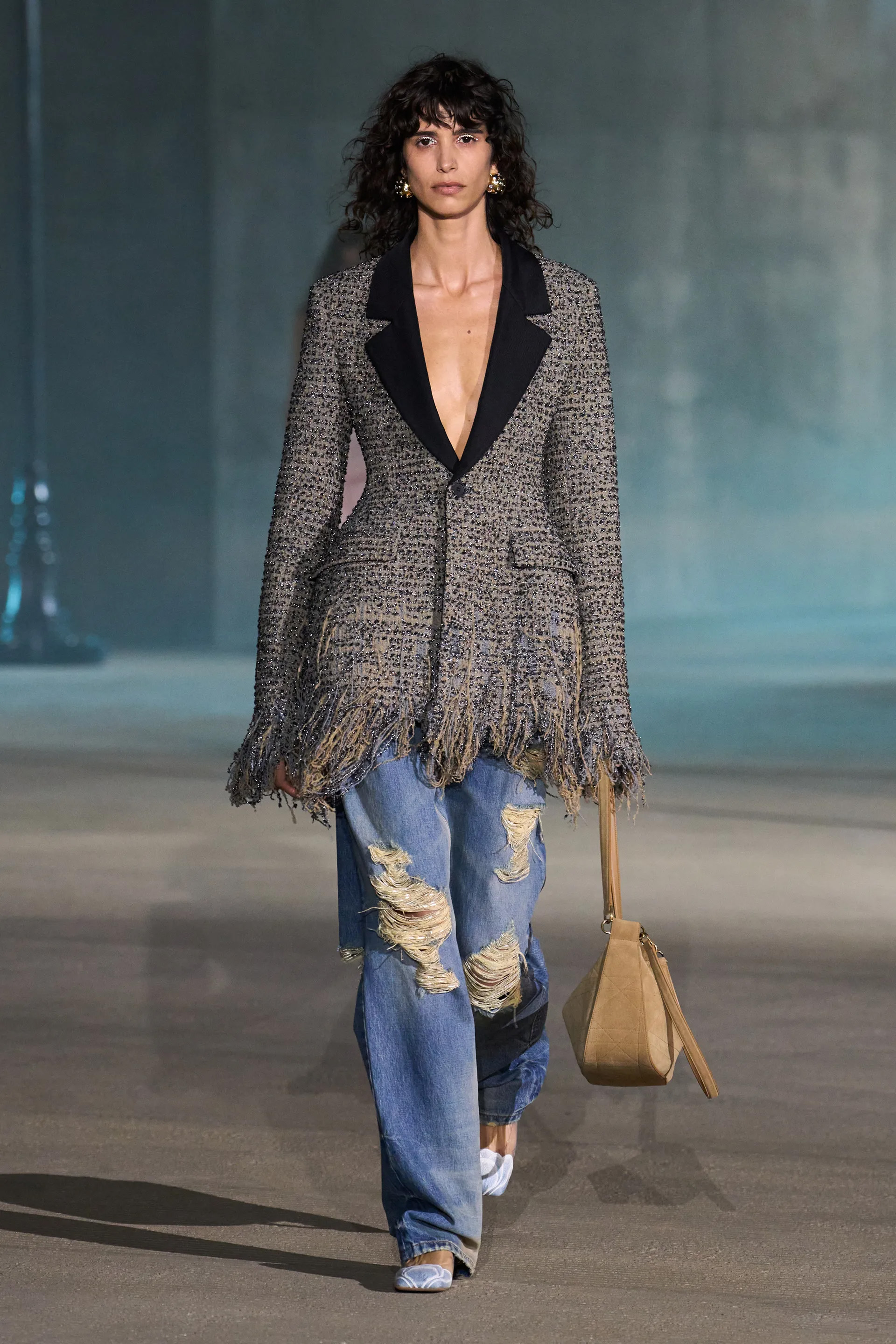 Chanel, Christian Dior, Gucci, Louis Vuitton зэрэг брэндүүд Resort загваруудаа танилцууллаа (фото 23)