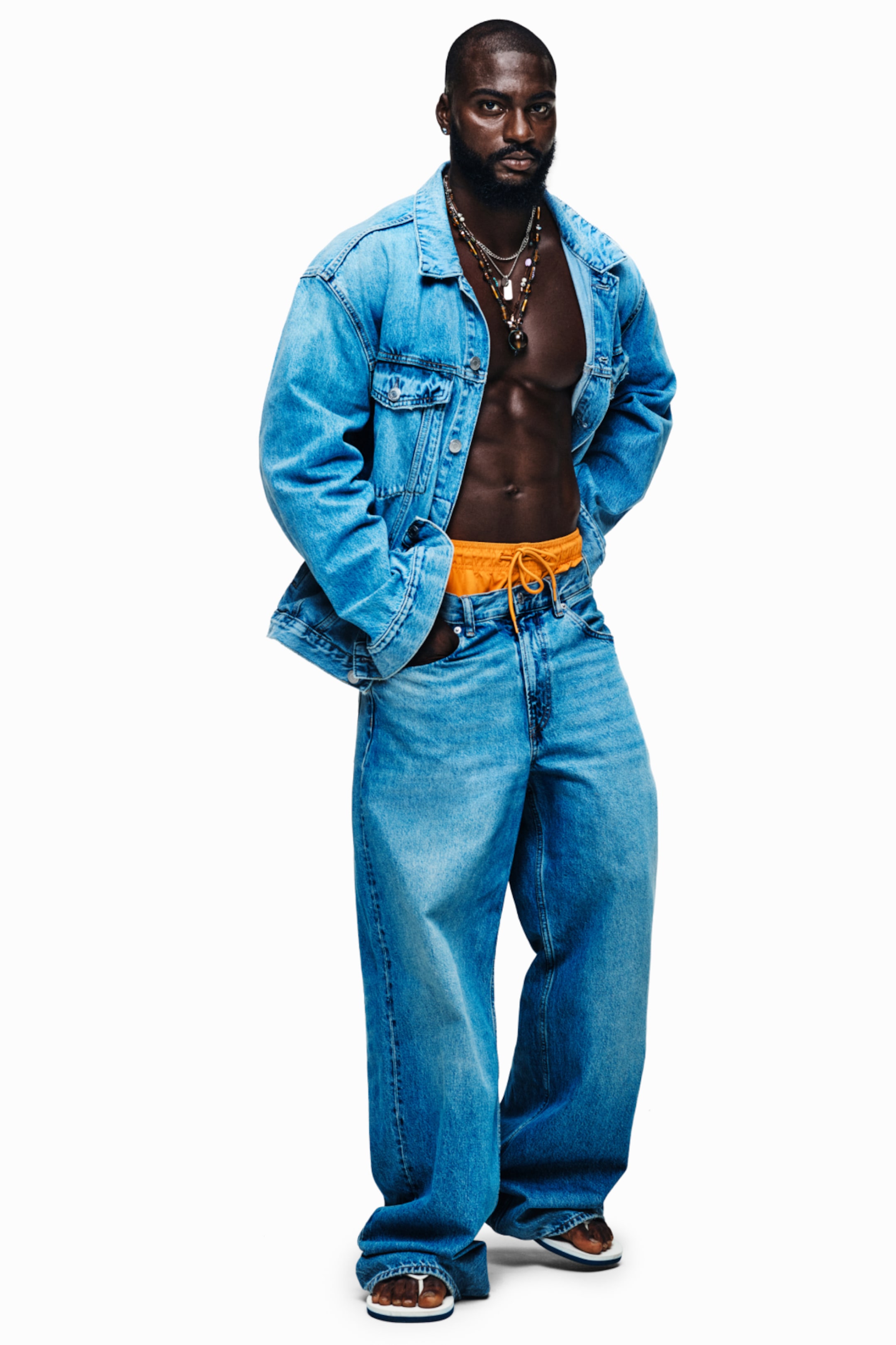 H&M брэнд fast fashion өнгө төрхөө шинэчлэхээр бэлдээд байна (фото 16)