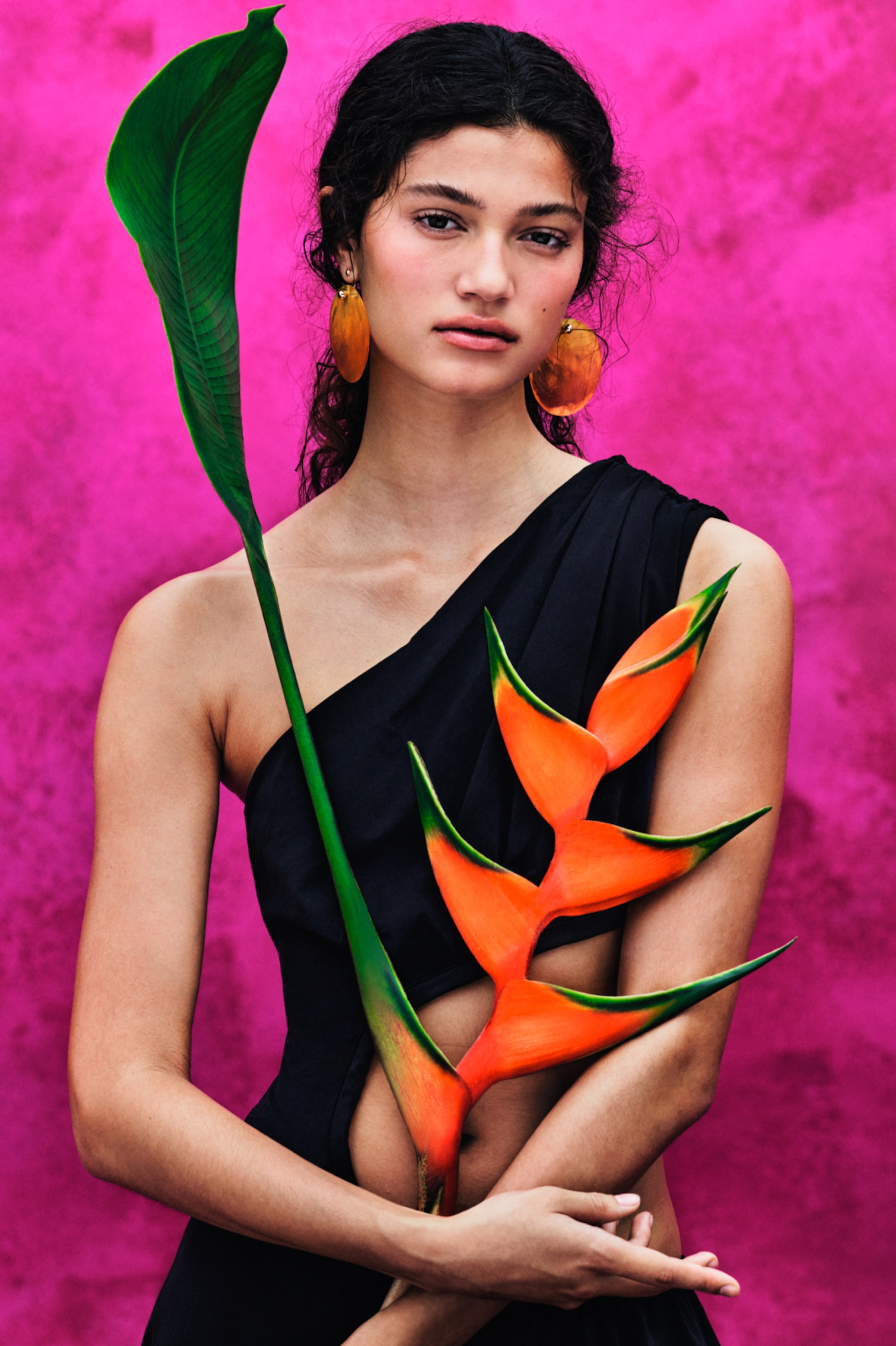 H&M брэнд fast fashion өнгө төрхөө шинэчлэхээр бэлдээд байна (фото 7)