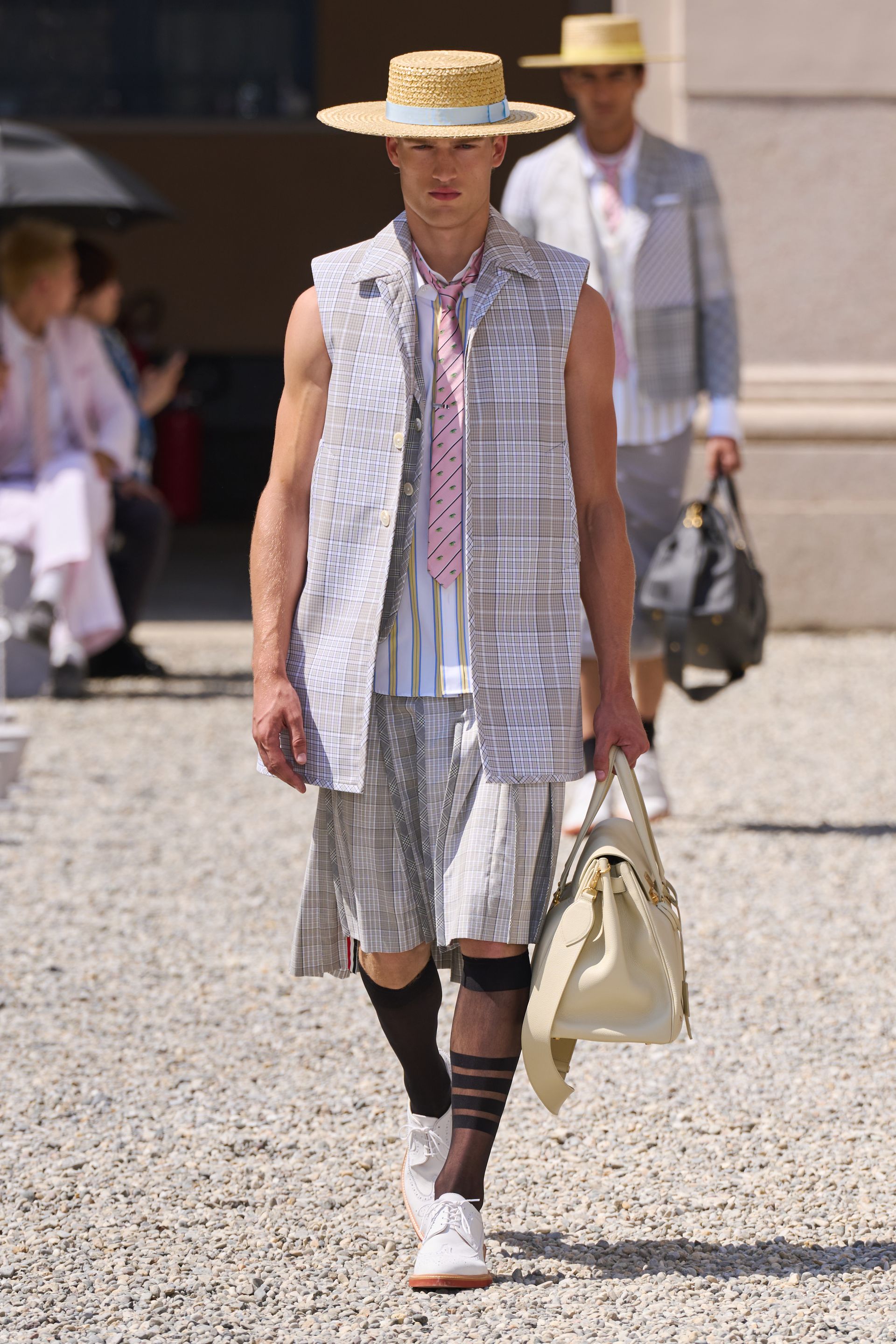 Миланы 2027 хавар-зуны эрэгтэй загварын долоо хоногийн онцлох цуглуулгууд (фото 314)