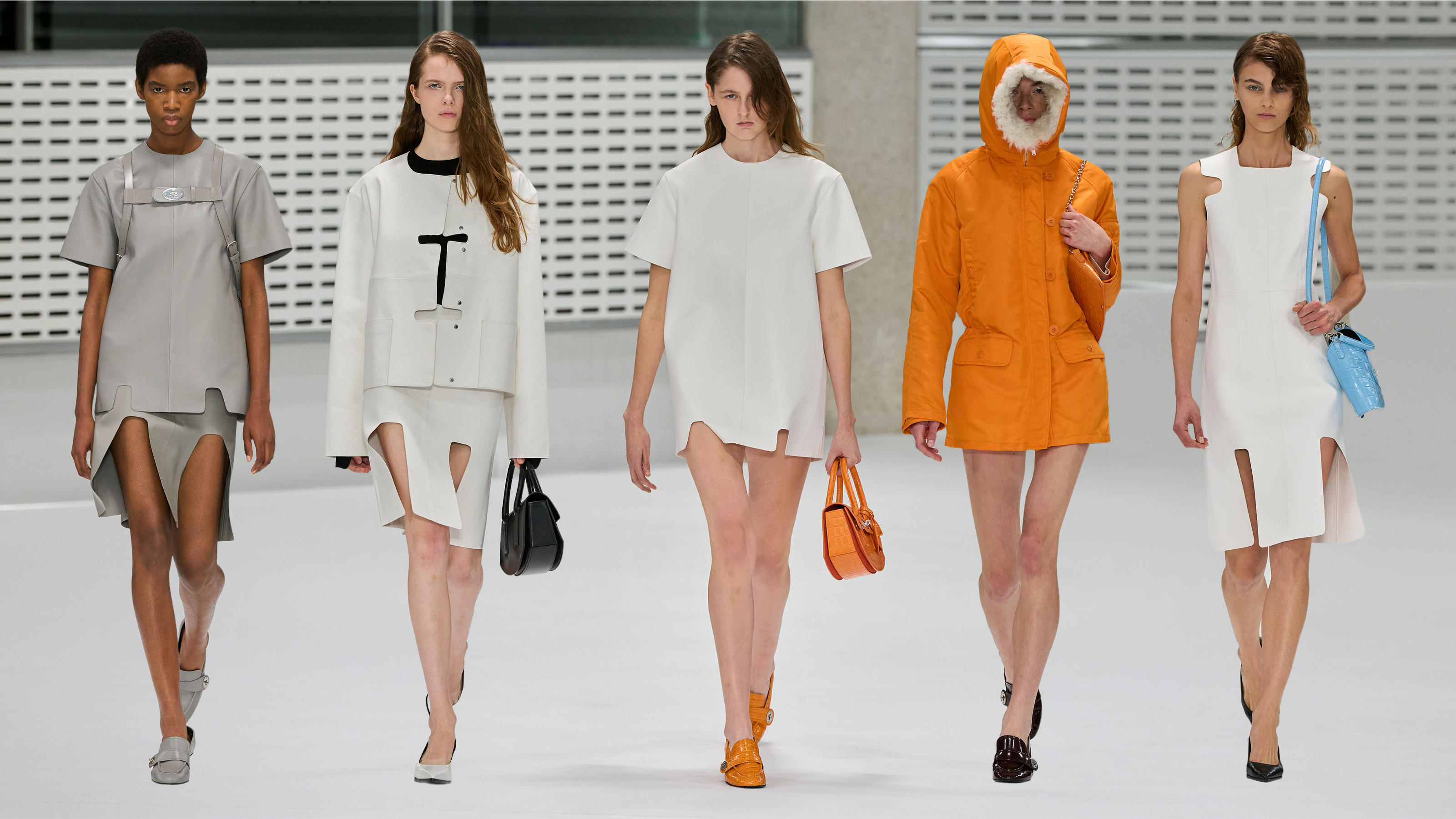 Mulberry SS2027 шоунд хүрэлцэн ирсэн тусгай зочид (фото 2)