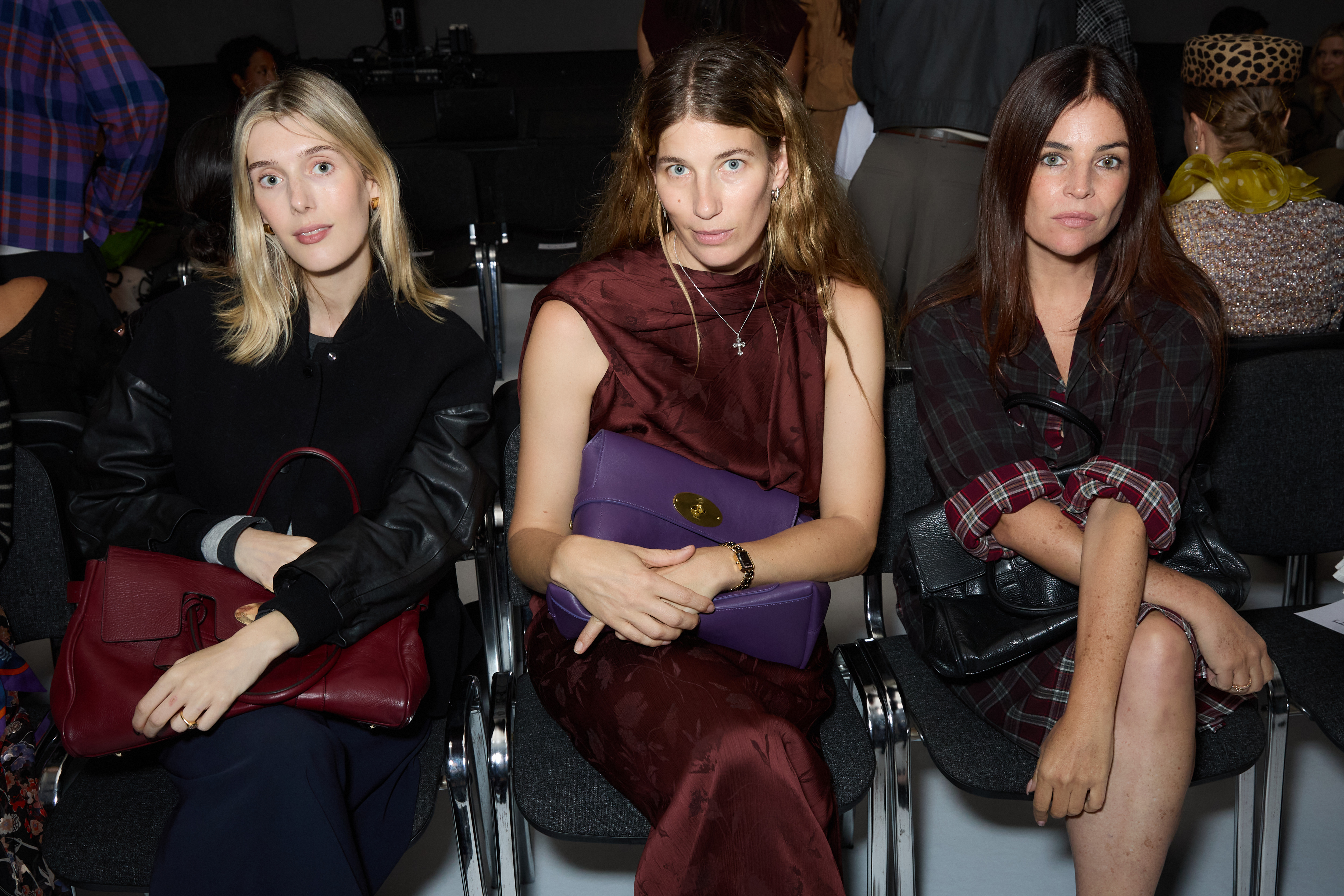 Mulberry SS2027 шоунд хүрэлцэн ирсэн тусгай зочид (фото 11)