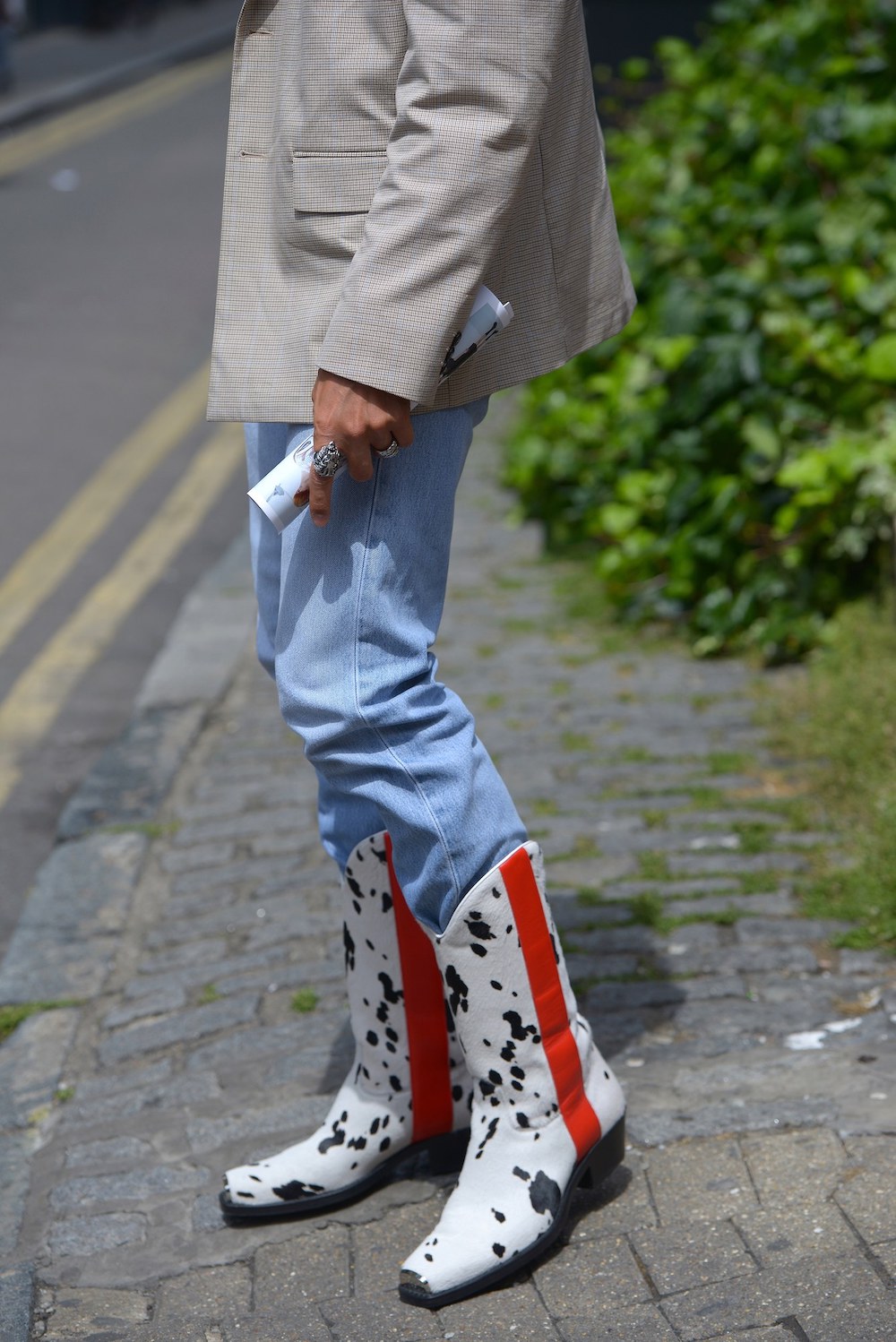 Street style: Лондонгийн эрэгтэй загварын долоо хоног, хавар-зун 2020 (фото 14)