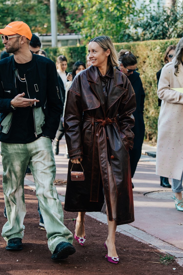 Тбилисигийн street style: Гүржийн бүсгүйчүүдийн өвөрмөц хувцаслалт (фото 2)