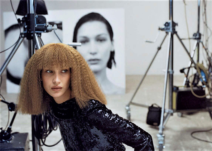 Будаггүй Белла Хадид Vogue Italia сэтгүүлийн зураг авалтад (фото 3)