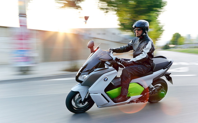 BMW C Evolution Scooter Парисын авто үзэсгэлэнд нээлтээ хийнэ (фото 1)