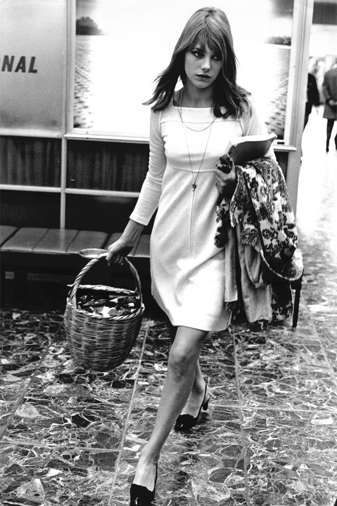 Celine брэнд Жейн Биркинээс сэдэвлэсэн зуны цүнх гаргалаа (фото 1)