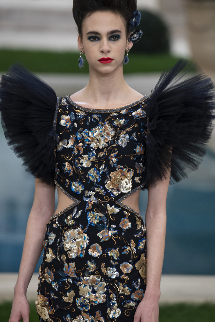 Ойроос харцгаая: Chanel Couture, хавар-зун 2019 (фото 8)